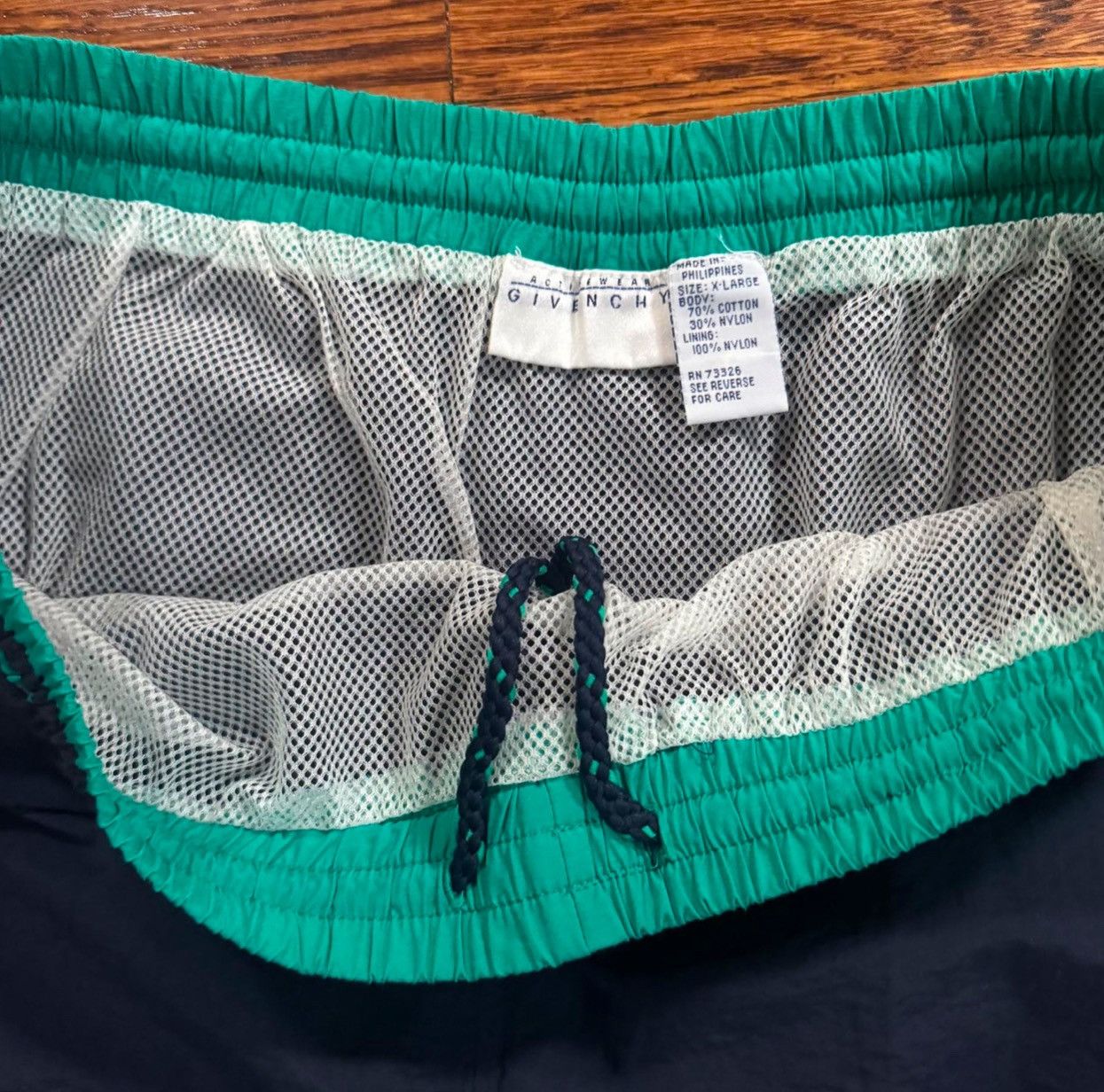 Givenchy Vintage Givenchy Navy / Green Swim Trunks (Size XL) NWT Size US 38 / EU 54 - 4 Thumbnail