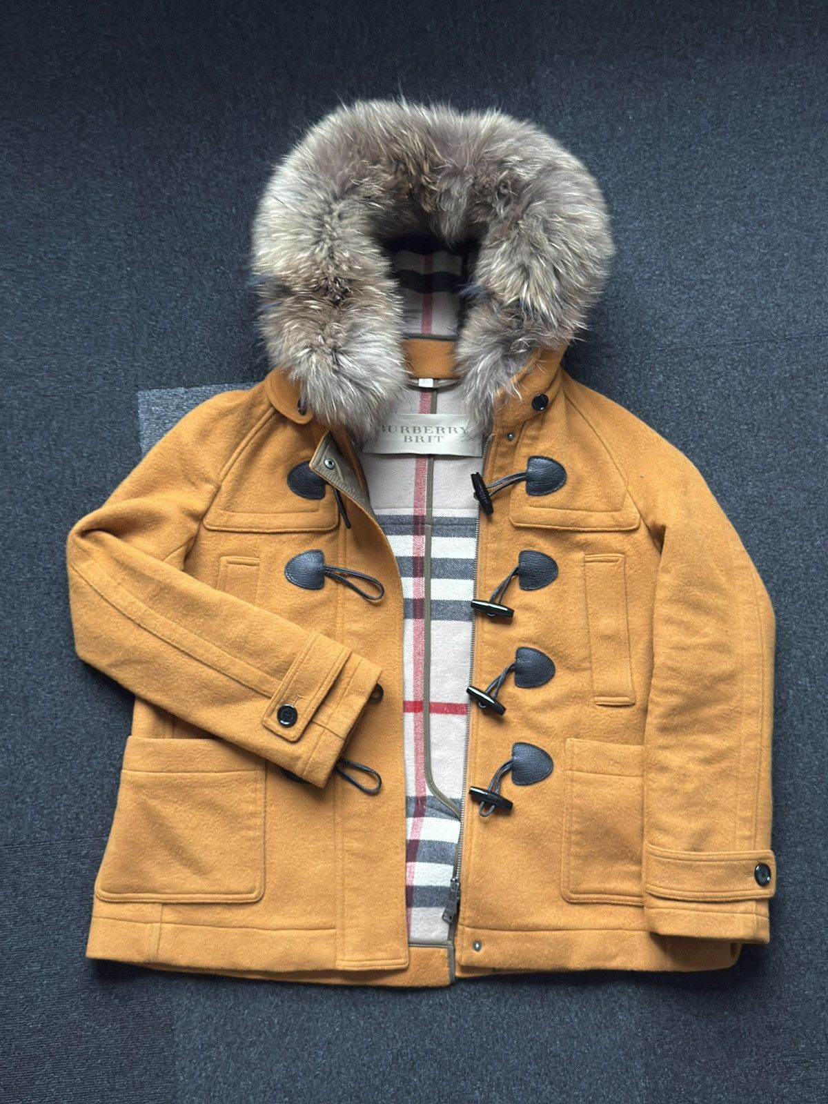 Coat Jacket Wool100% Burberry Brit with fur of raccoon