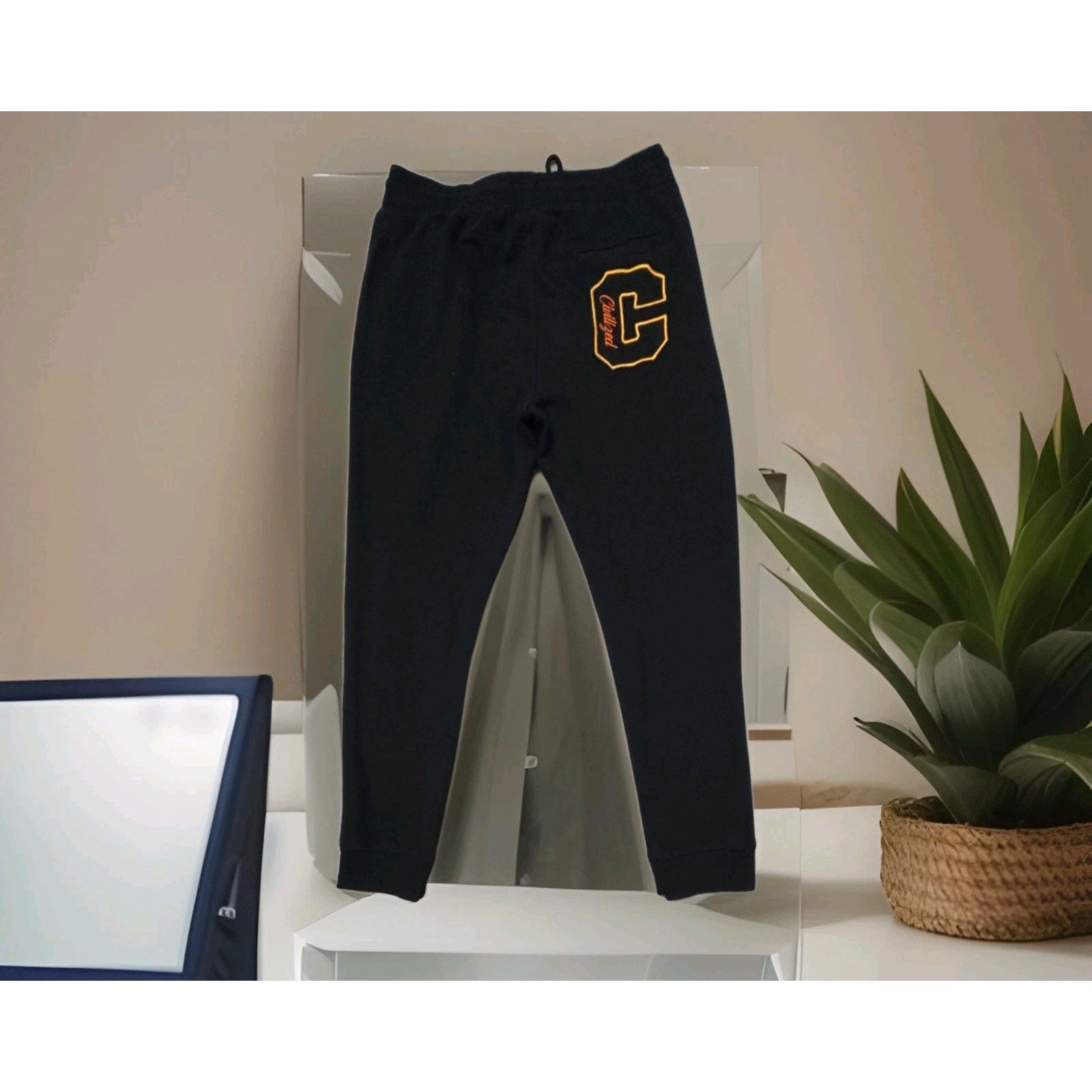 Civilized Civilized Brand Sweatpants Raised By Bears Embroidered L Size US 32 / EU 48 - 2 Thumbnail