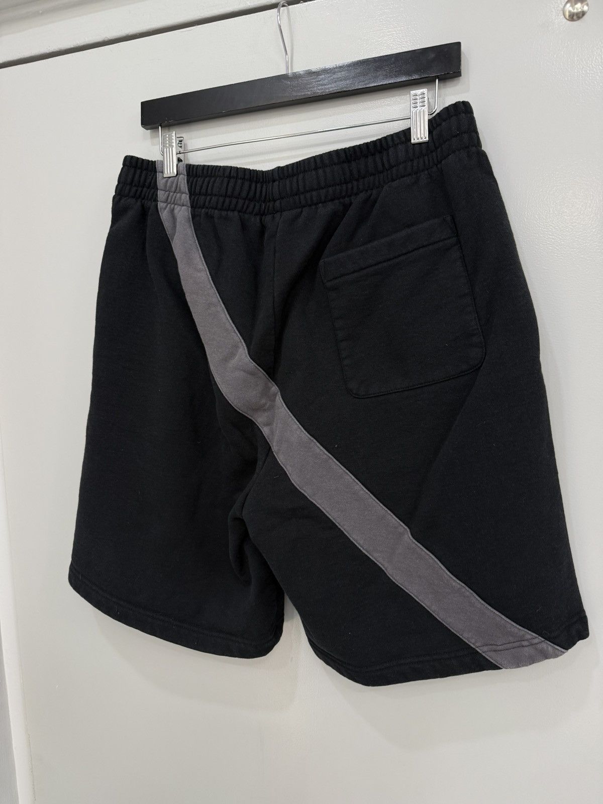 Supreme Supreme Equipe Black Shorts Size US 33 - 6 Thumbnail