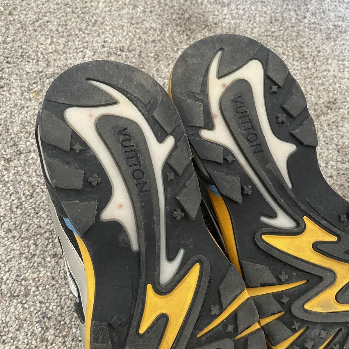 Louis Vuitton LOUIS VUITTON TATIC SNEAKER SILVER YELLOW BLACK RARE Size US 8.5 / EU 41-42 - 11 Thumbnail