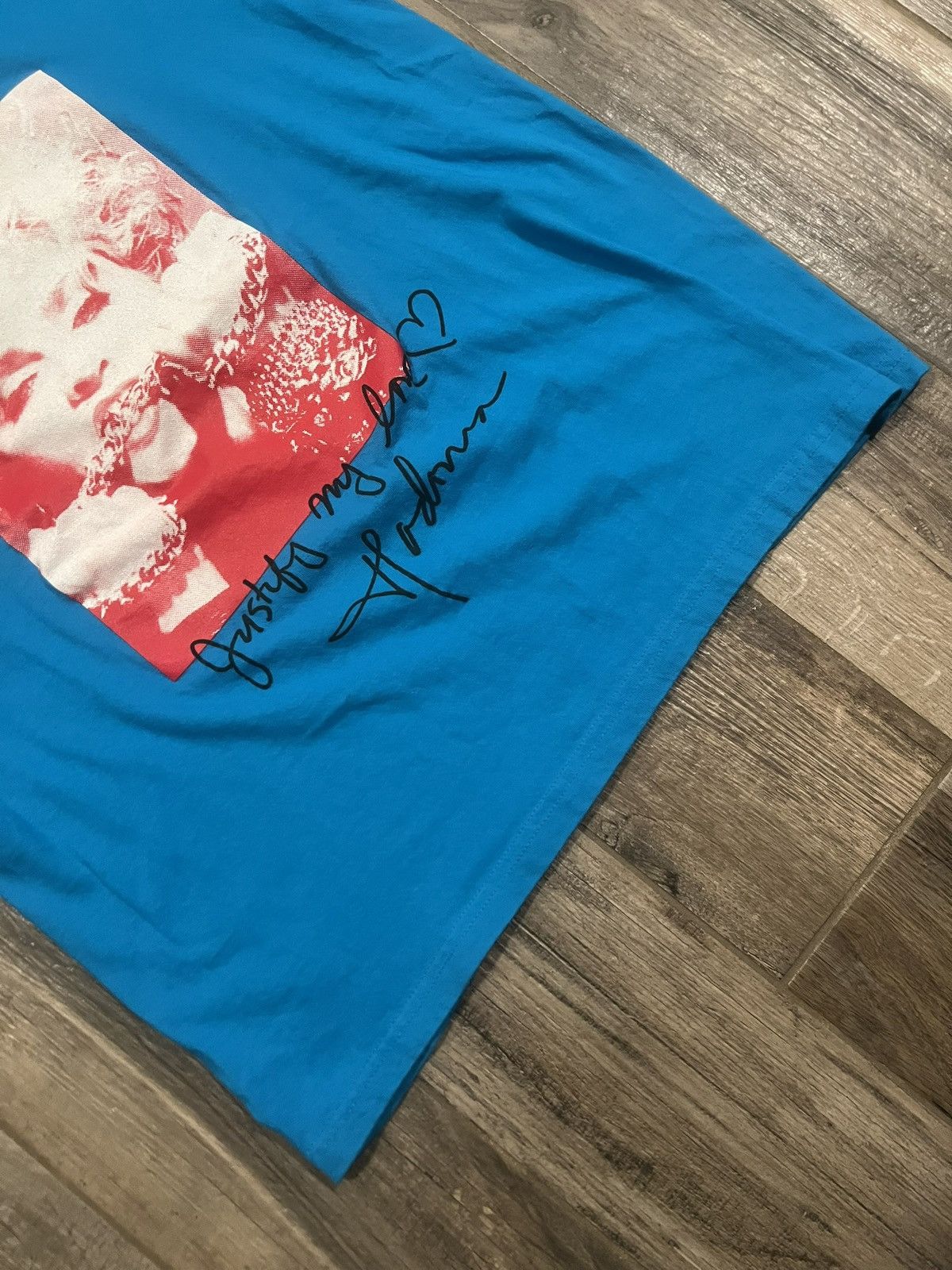 Supreme Supreme 2018 madonna tee Size US M / EU 48-50 / 2 - 2 Thumbnail