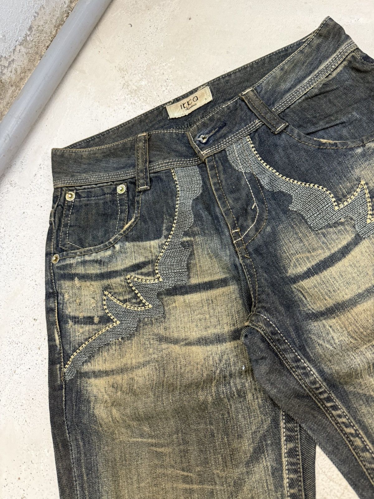 If Six Was Nine Ikka Japan Tribal Embroidered Muddy Wash Flared Denim Jeans Size US 29 - 10 Thumbnail