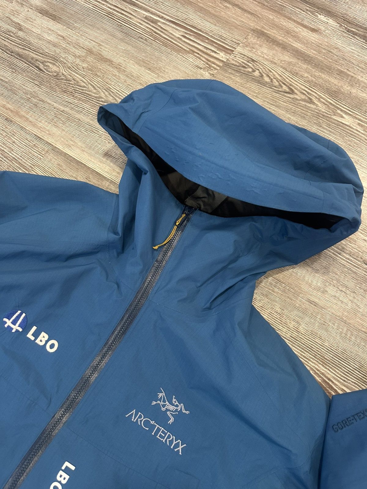 Arc'teryx Vintage Mens Arcteryx Alpha Gore-tex Jacket size L Size US L / EU 52-54 / 3 - 7 Thumbnail