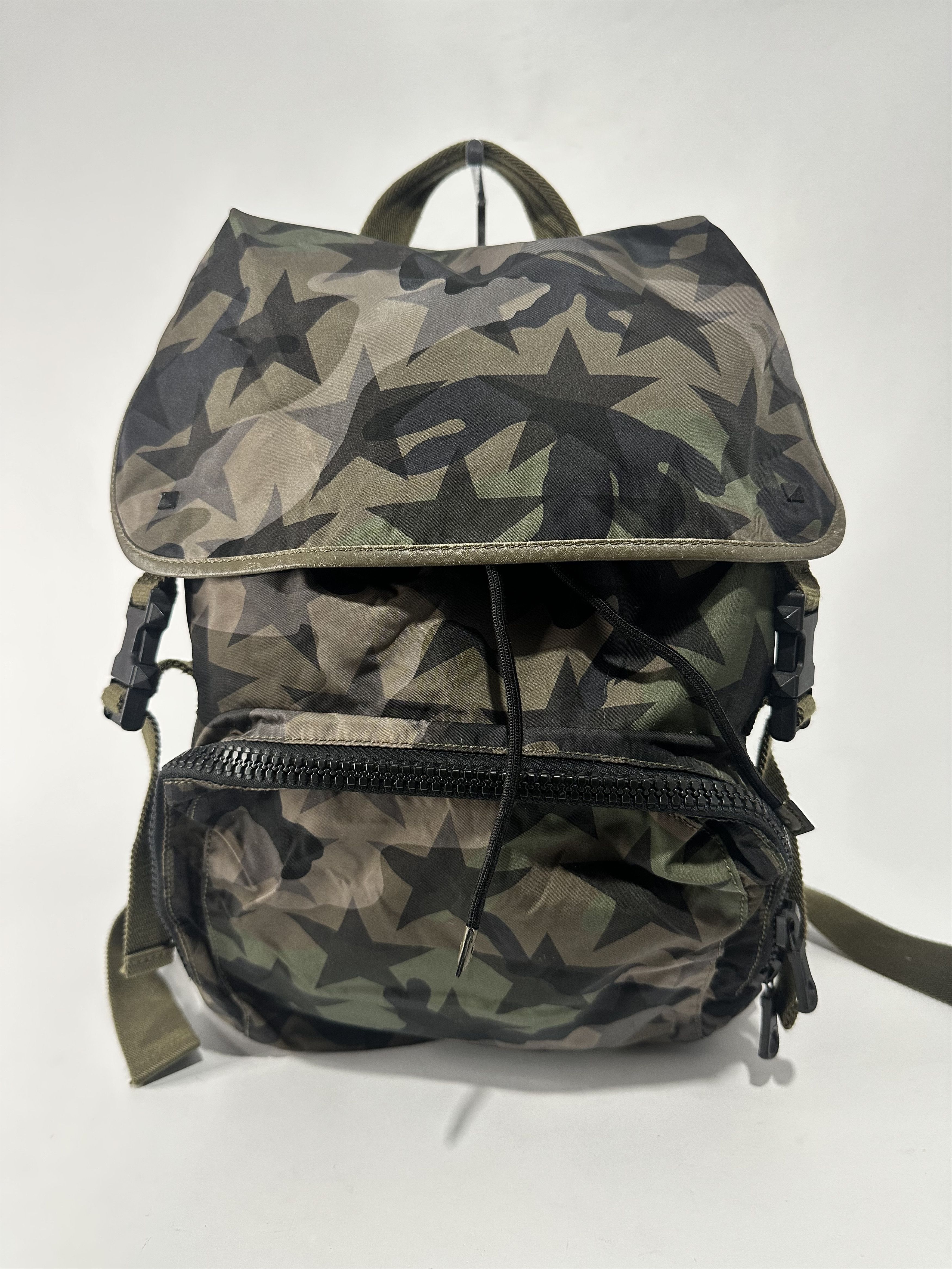 Valentino Valentino Garavani Camouflage Backpack Nylon and Leather Size ONE SIZE - 1 Thumbnail