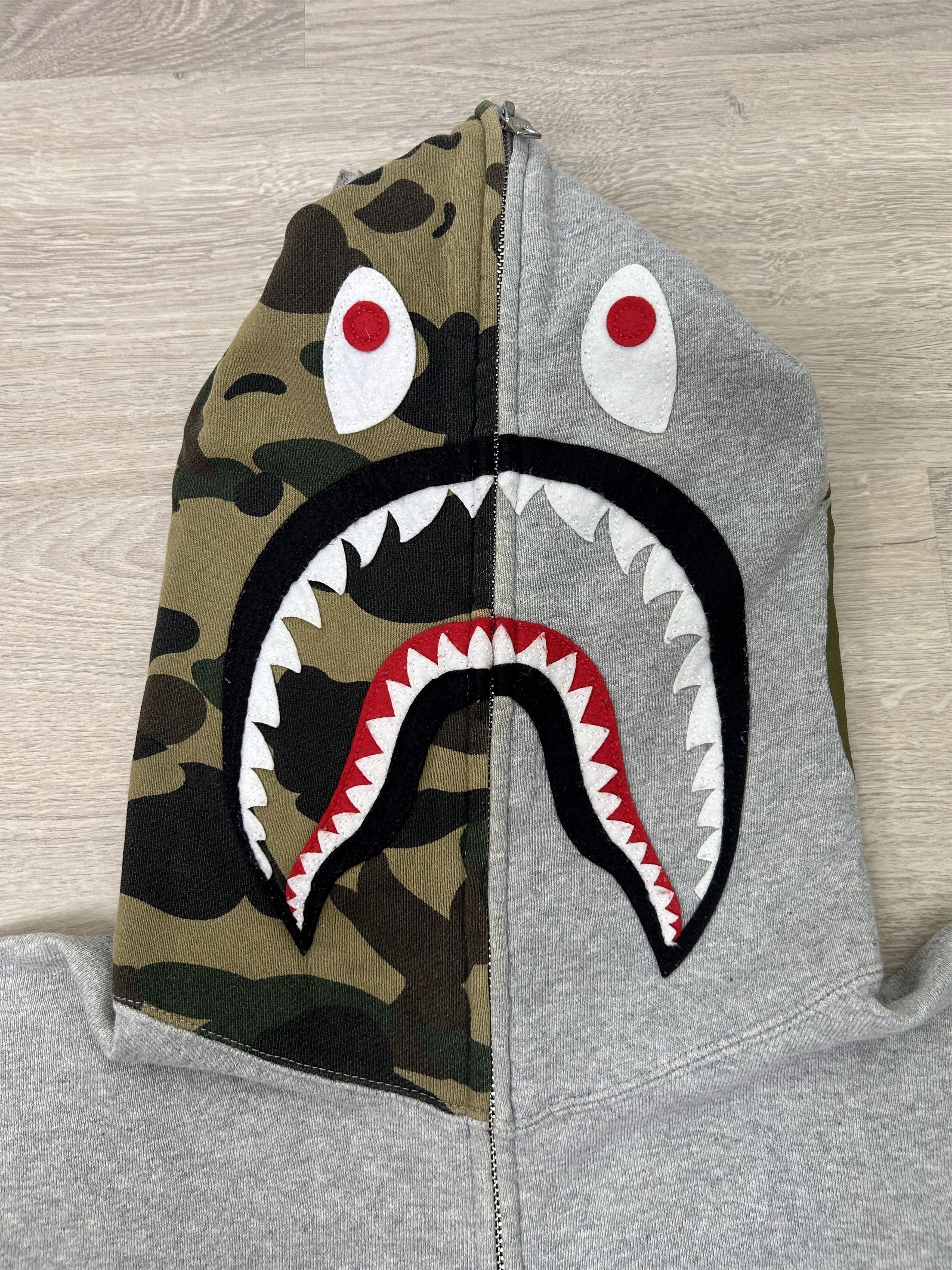 Bape BAPE Grey x 1st Camo Shark Full Zip Hoodie [Size M] Size US M / EU 48-50 / 2 - 2 Thumbnail