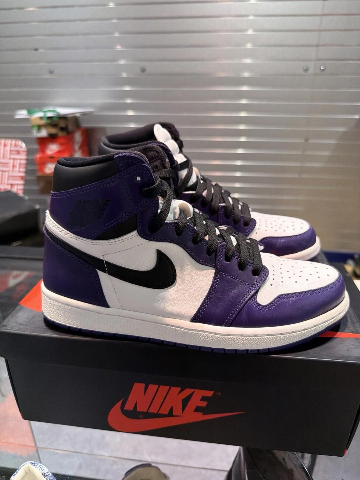Jordan Brand Air Jordan 1 High Court Purple Sneakers 2.0 Size 8.5 Size US 8.5 / EU 41-42 - 1 Thumbnail