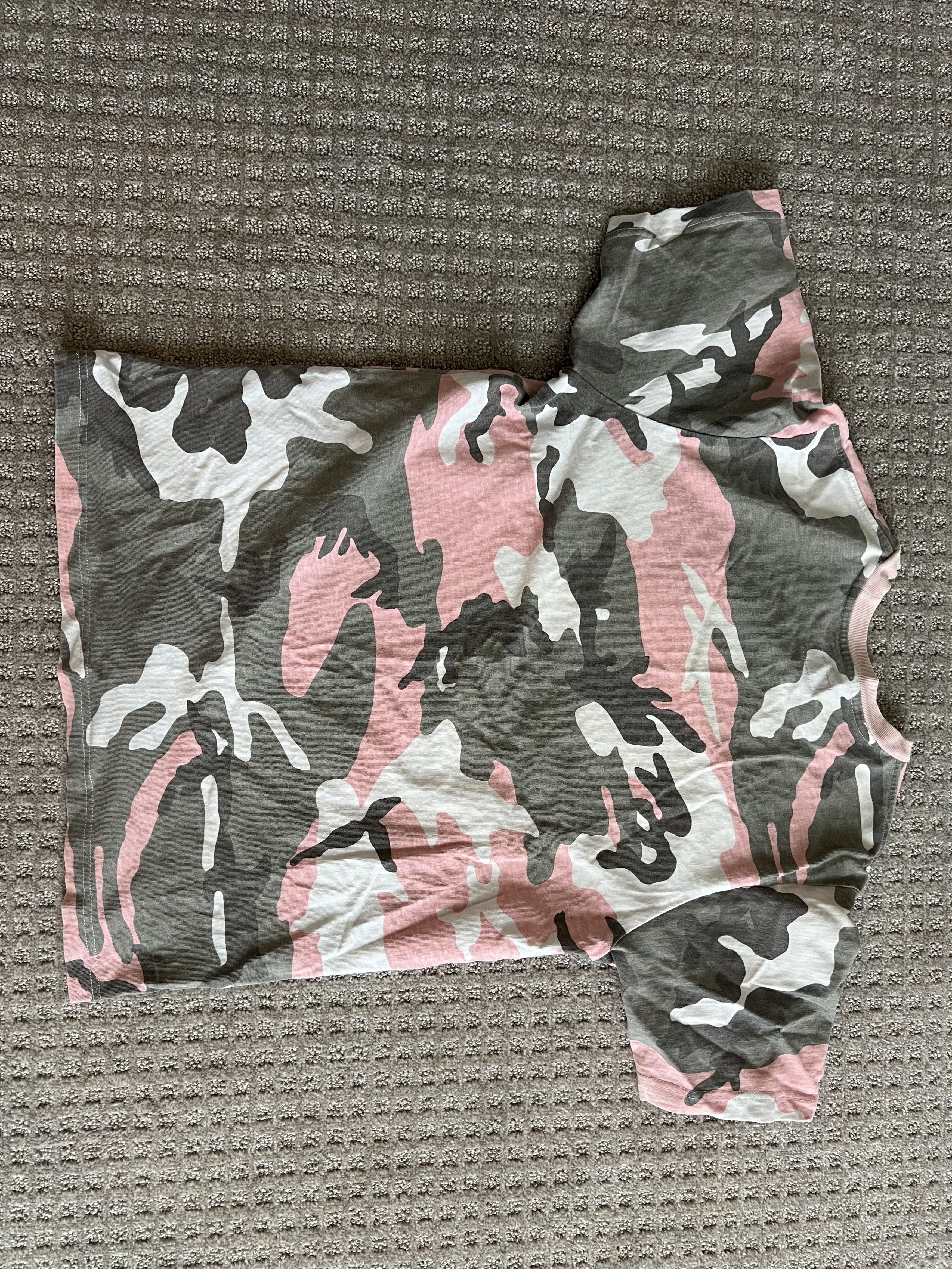 Supreme Supreme Pink Camo Pocket Tee – Size M – Archive Size US M / EU 48-50 / 2 - 4 Thumbnail