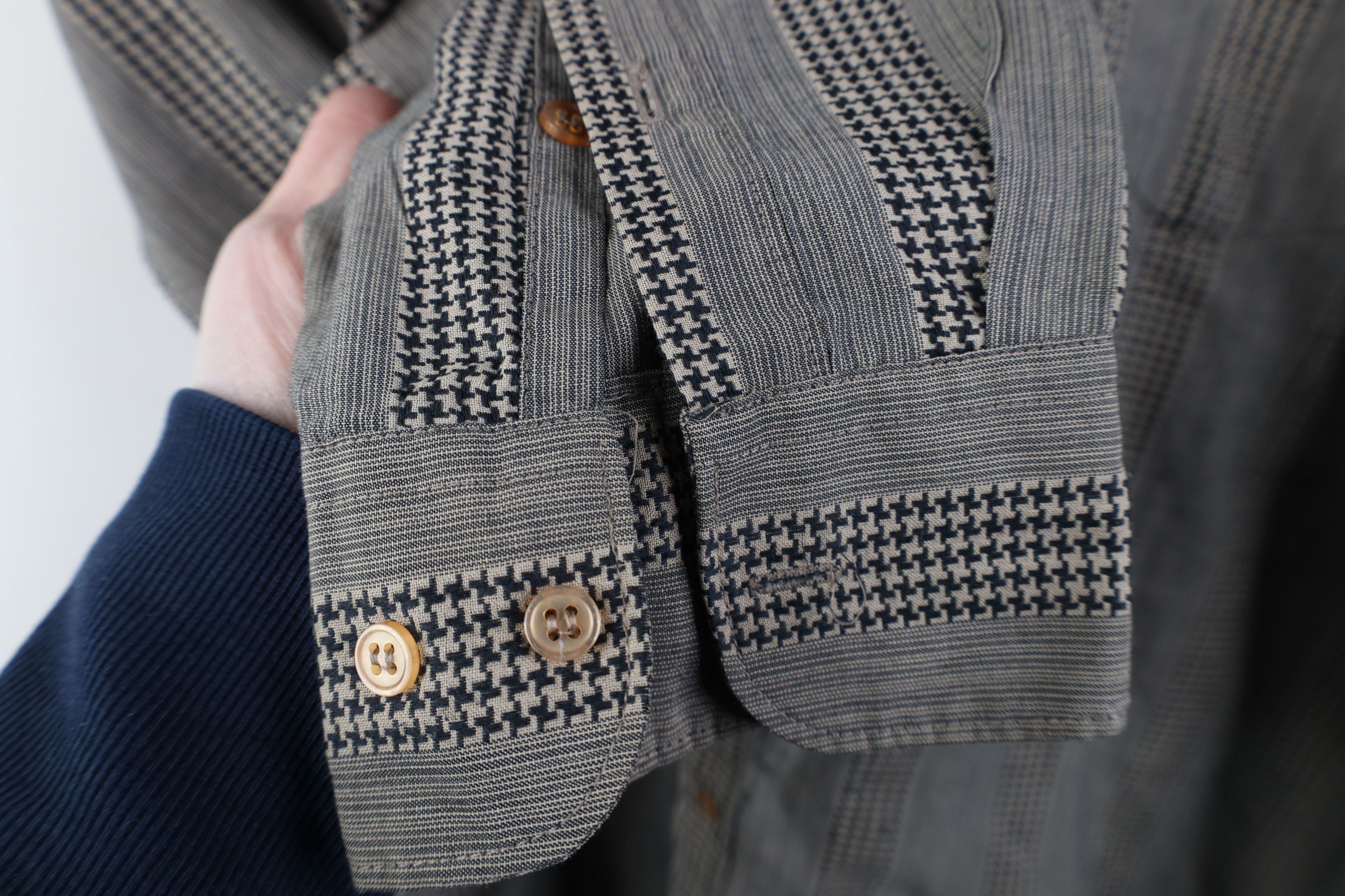 Vintage Vintage 90s Streetwear Houndstooth Band Collar Button Shirt Size US L / EU 52-54 / 3 - 5 Thumbnail