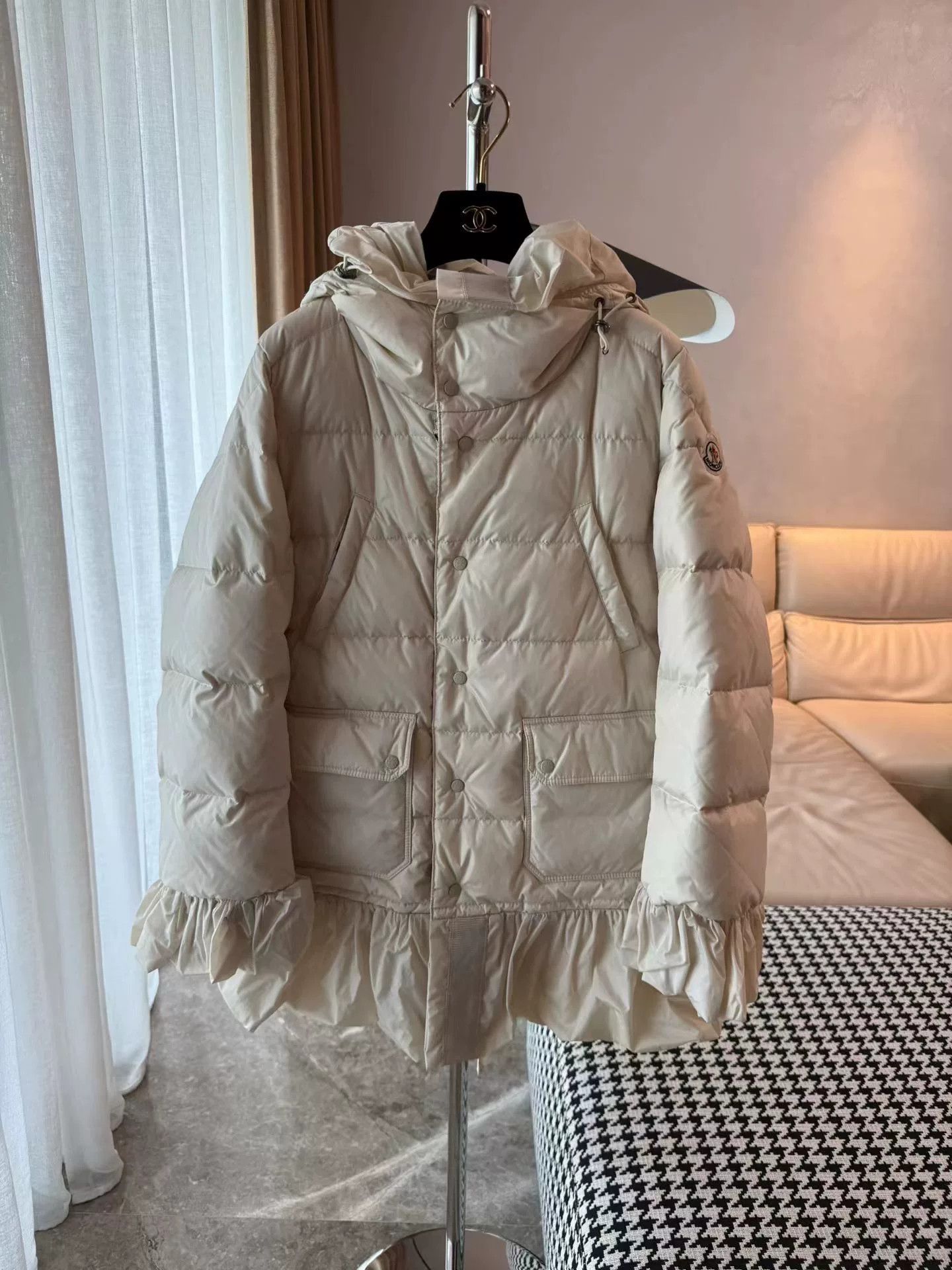 Moncler Moncler Down Jacket Size One Size US XS / EU 42 / 0 - 1 Thumbnail