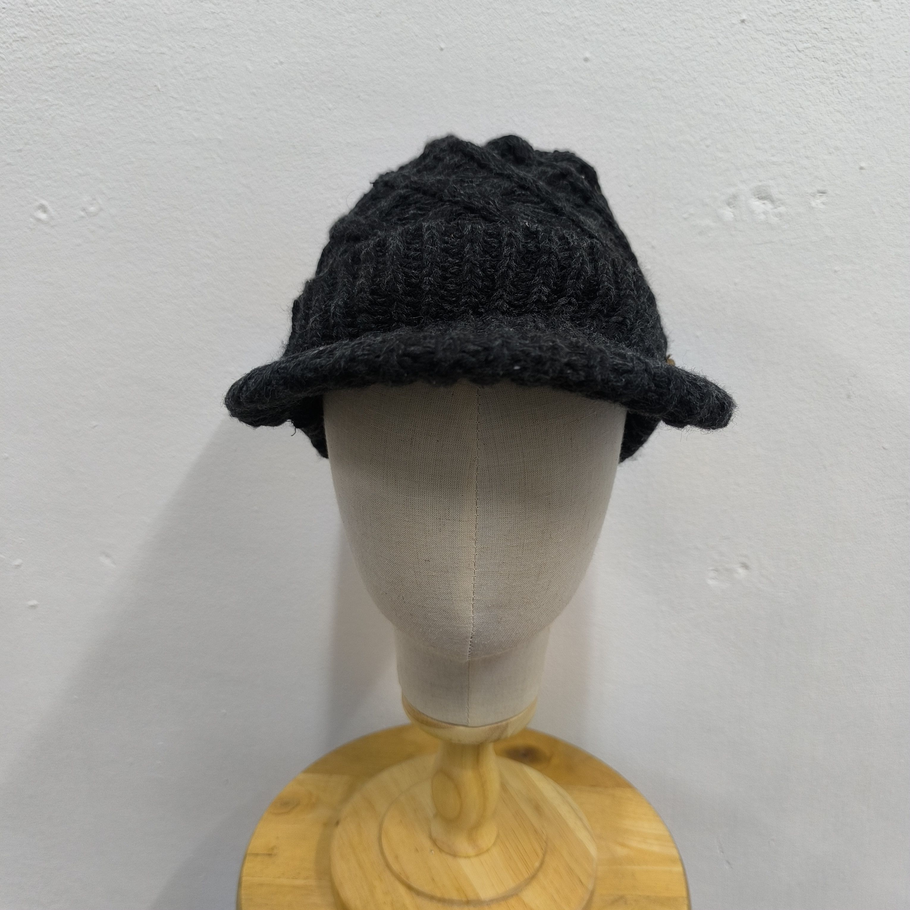 Japanese Brand ✨ Japanese brand topvelu visor beanie cap Size ONE SIZE - 2 Thumbnail