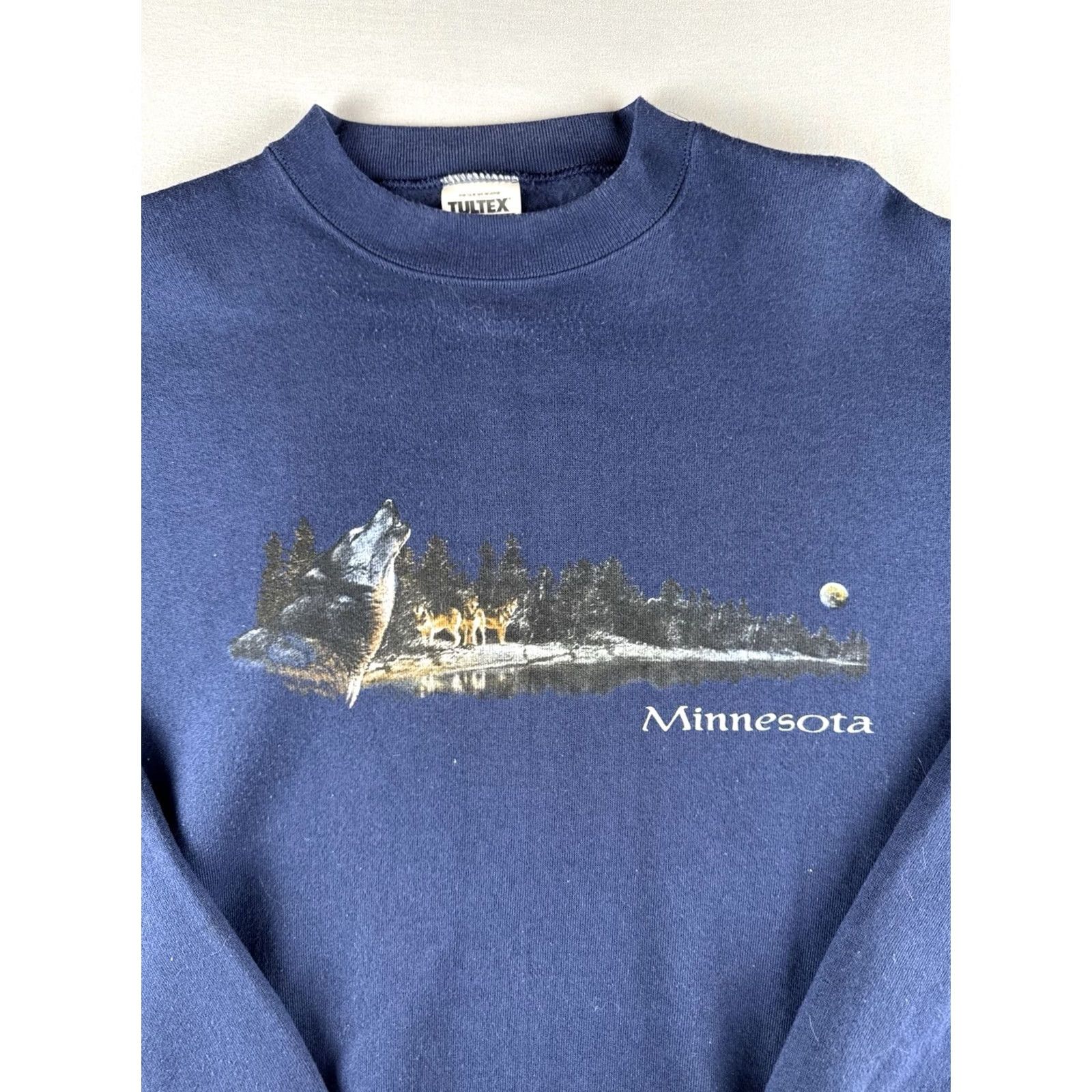 Tultex VINTAGE Tultex Wolf Crewneck Sweatshirt XL Blue 90s Wildlife USA Mens Pullover Crew Neck Size US XL / EU 56 / 4 - 2 Thumbnail