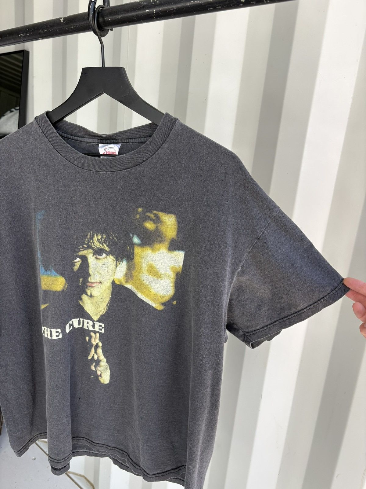 Band Tees Vintage The Cure Shirt Faded Distressed Grunge Band Boxy Size US XL / EU 56 / 4 - 2 Thumbnail