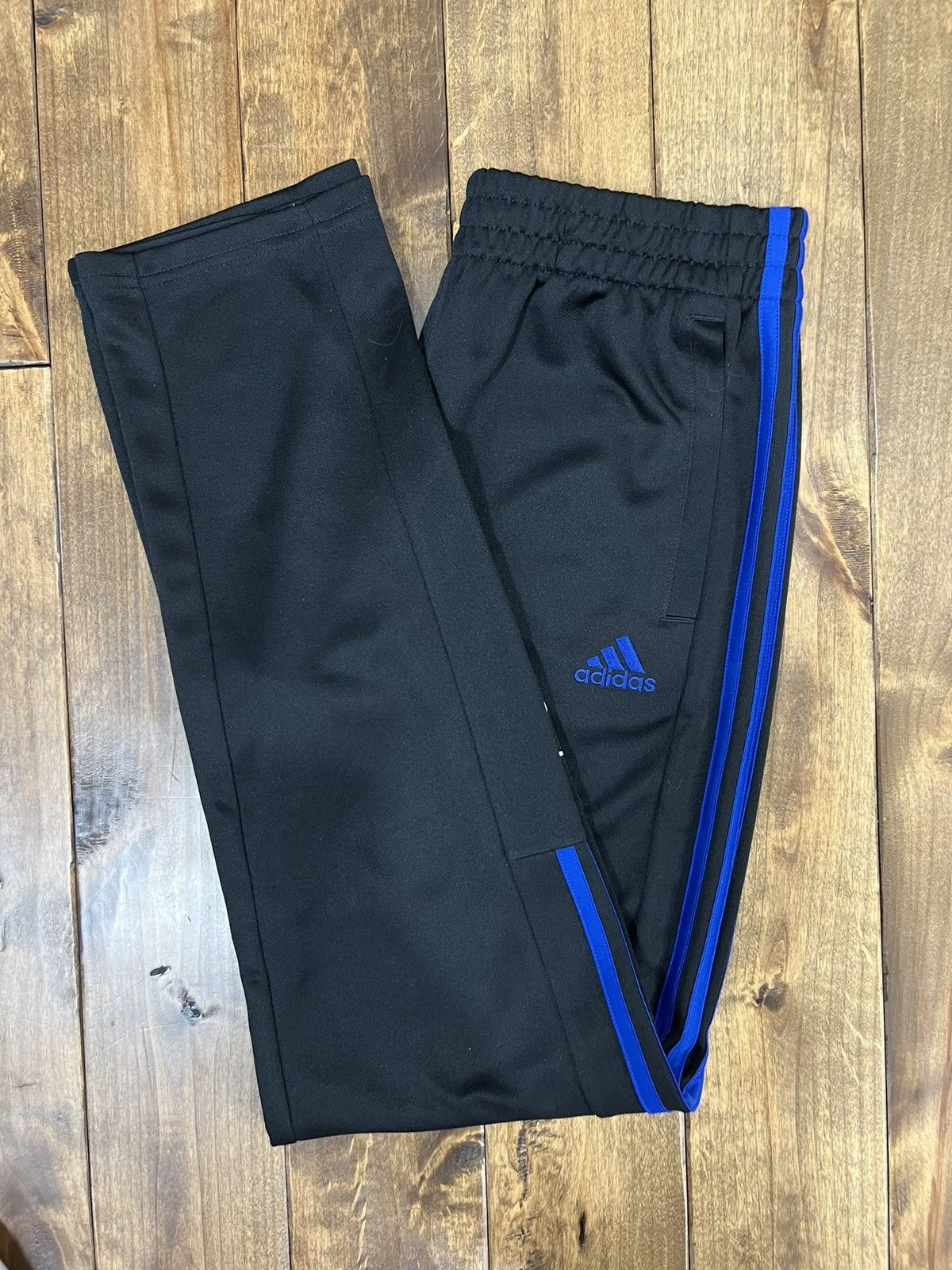 Adidas Vintage Adidas Sweatpants Big Letter Font Size US 32 / EU 48 - 3 Thumbnail