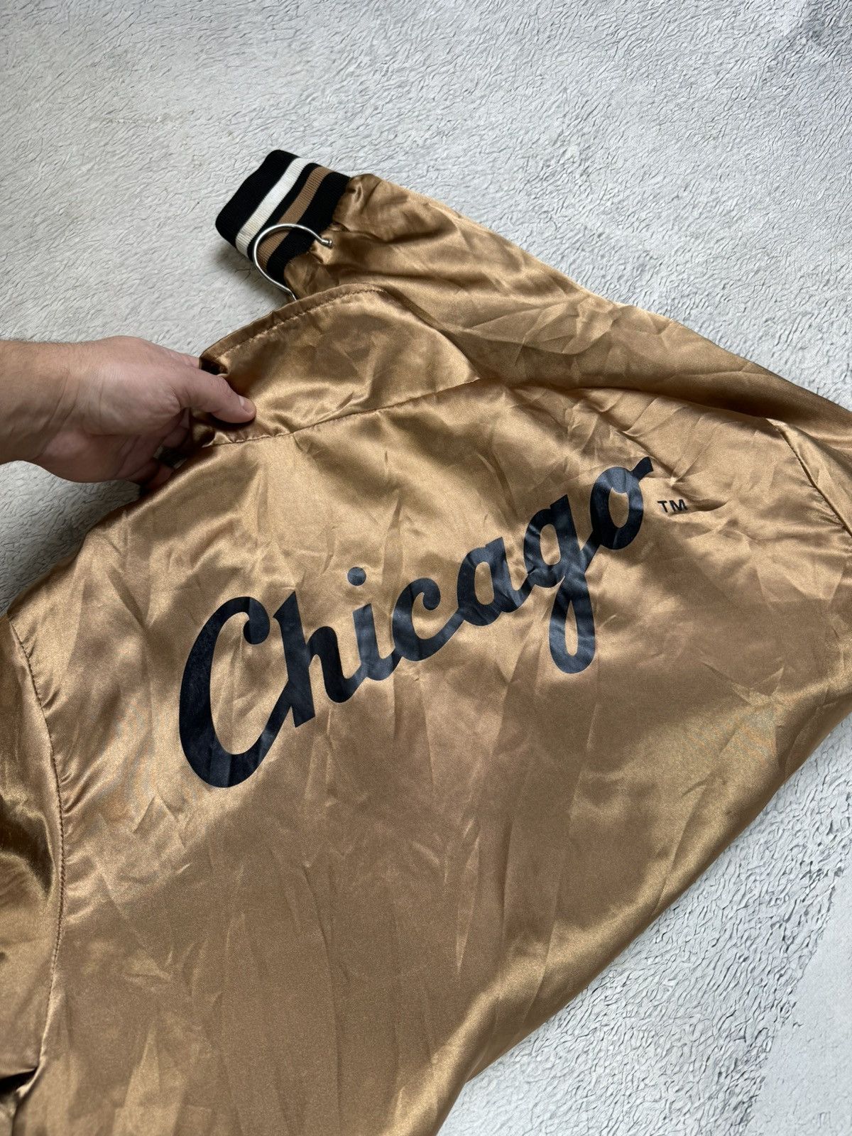 Majestic × Vintage Vintage Chicago Sox Majestic Gold Bomber Sport Jacket Size US L / EU 52-54 / 3 - 9 Thumbnail