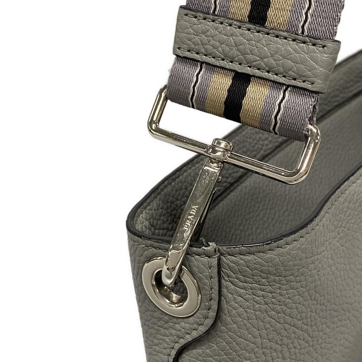 Prada PRADA Logo Shoulder Bag 1BE057 Size ONE SIZE - 15 Thumbnail