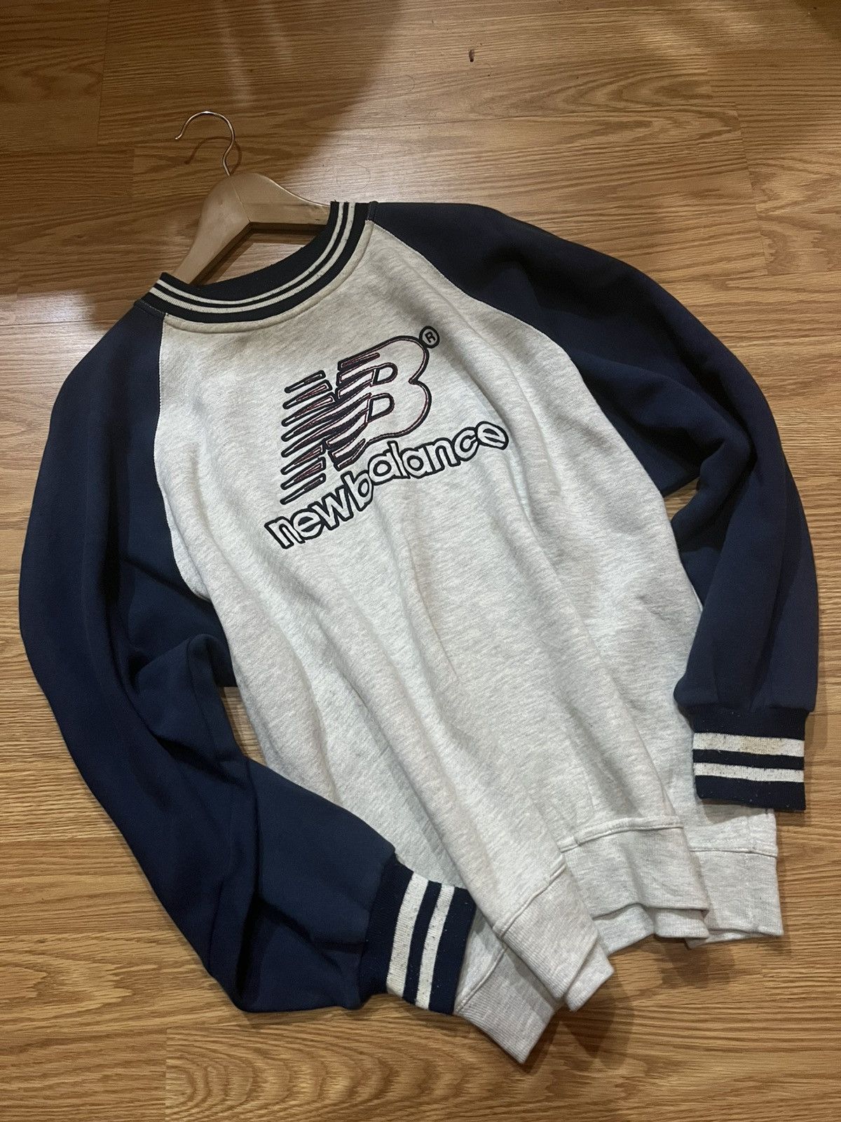 New Balance Vintage 90’s New Balance Sweatshirt Size US L / EU 52-54 / 3 - 3 Thumbnail