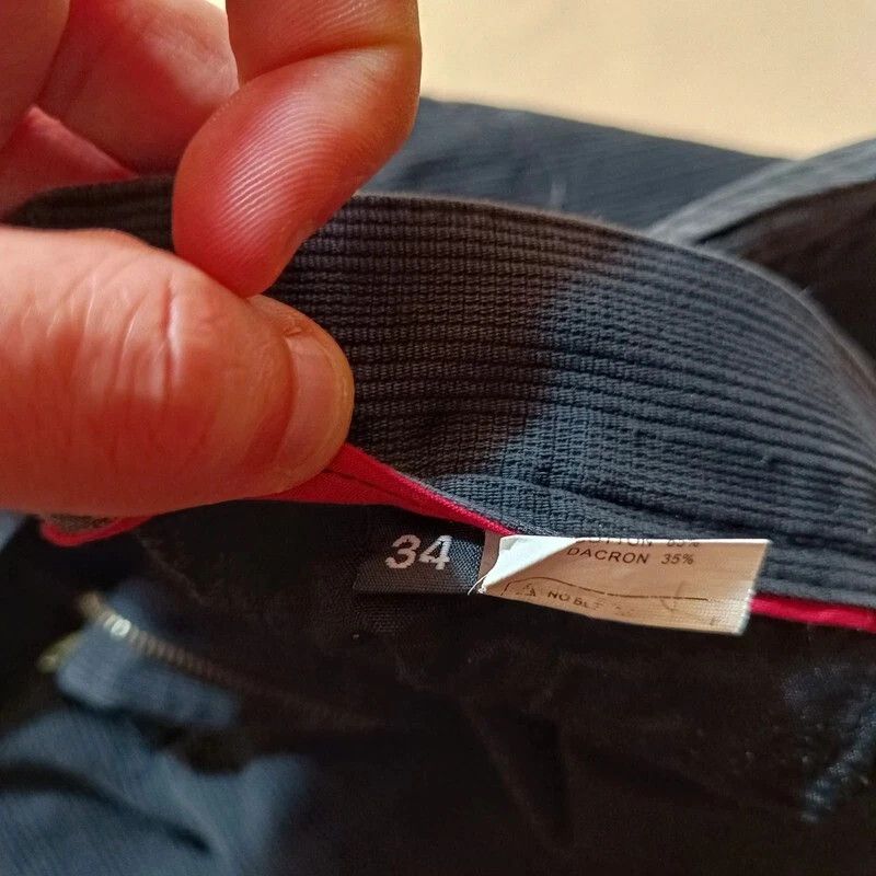 Giorgio Armani VTG Giorgio Armani A/X Le Collezioni Black Pants Curdoroy 34 Size US 34 / EU 50 - 17 Thumbnail