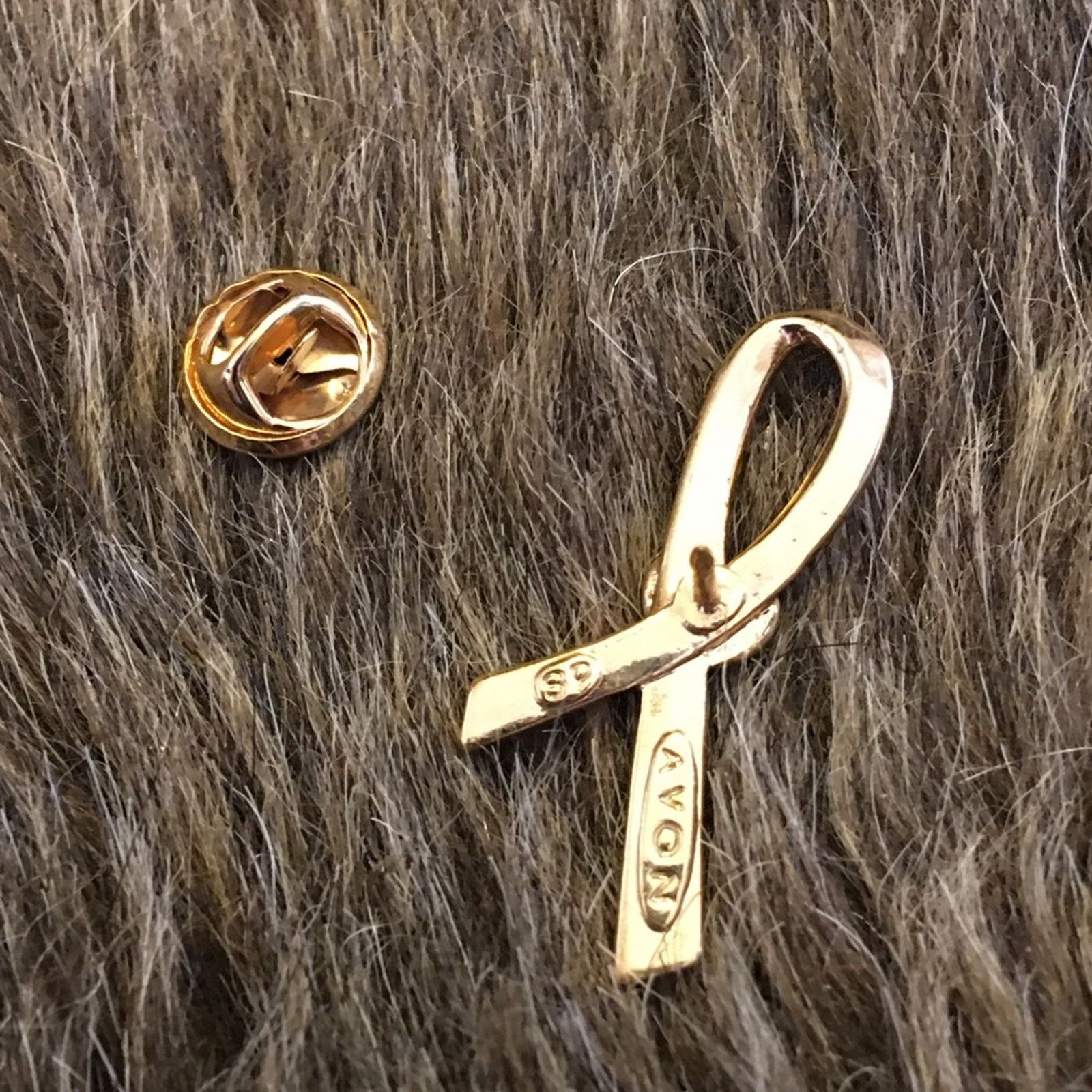 Vintage Vintage Avon breast cancer ribbon w/heart pin Size ONE SIZE - 4 Thumbnail