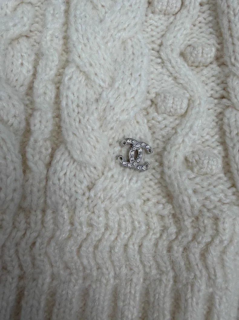 Chanel Chanel Beige bow cashmere cardigan coat Size XS / US 0-2 / IT 36-38 - 3 Thumbnail