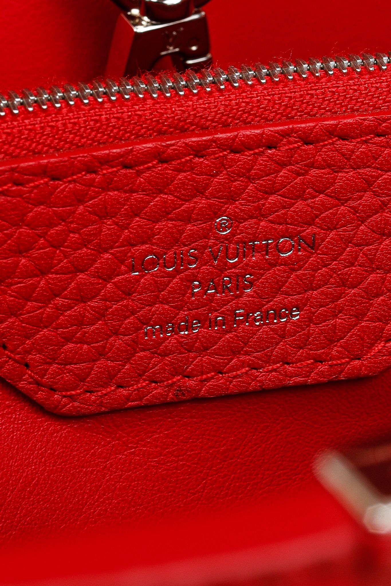 Louis Vuitton Louis Vuitton Capucines MM Rubis Taurillon Leather Satchel Size ONE SIZE - 4 Thumbnail