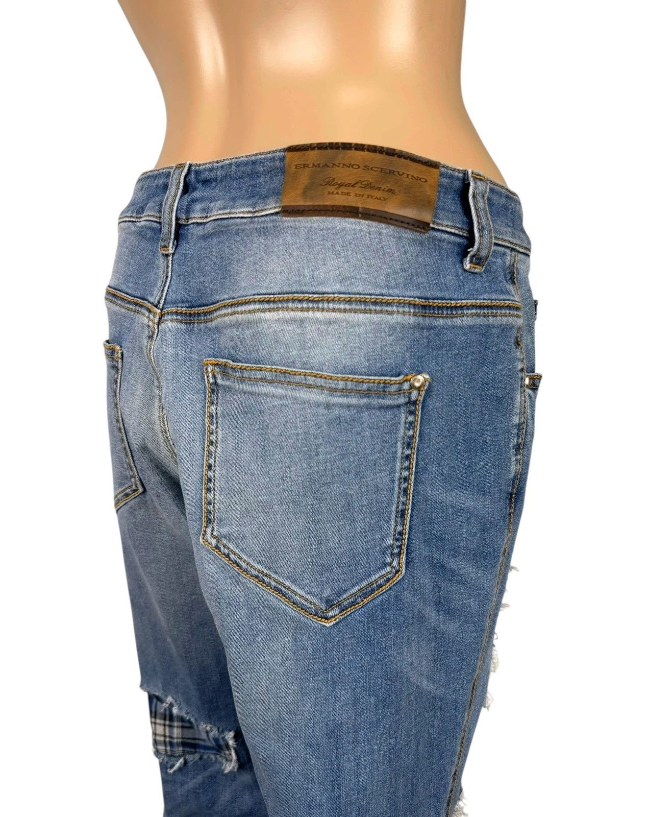 Ermanno Scervino Ermanno Scervino Royal Denim Boyfriend Jeans size 44 Size 30" / US 8 / IT 44 - 8 Thumbnail