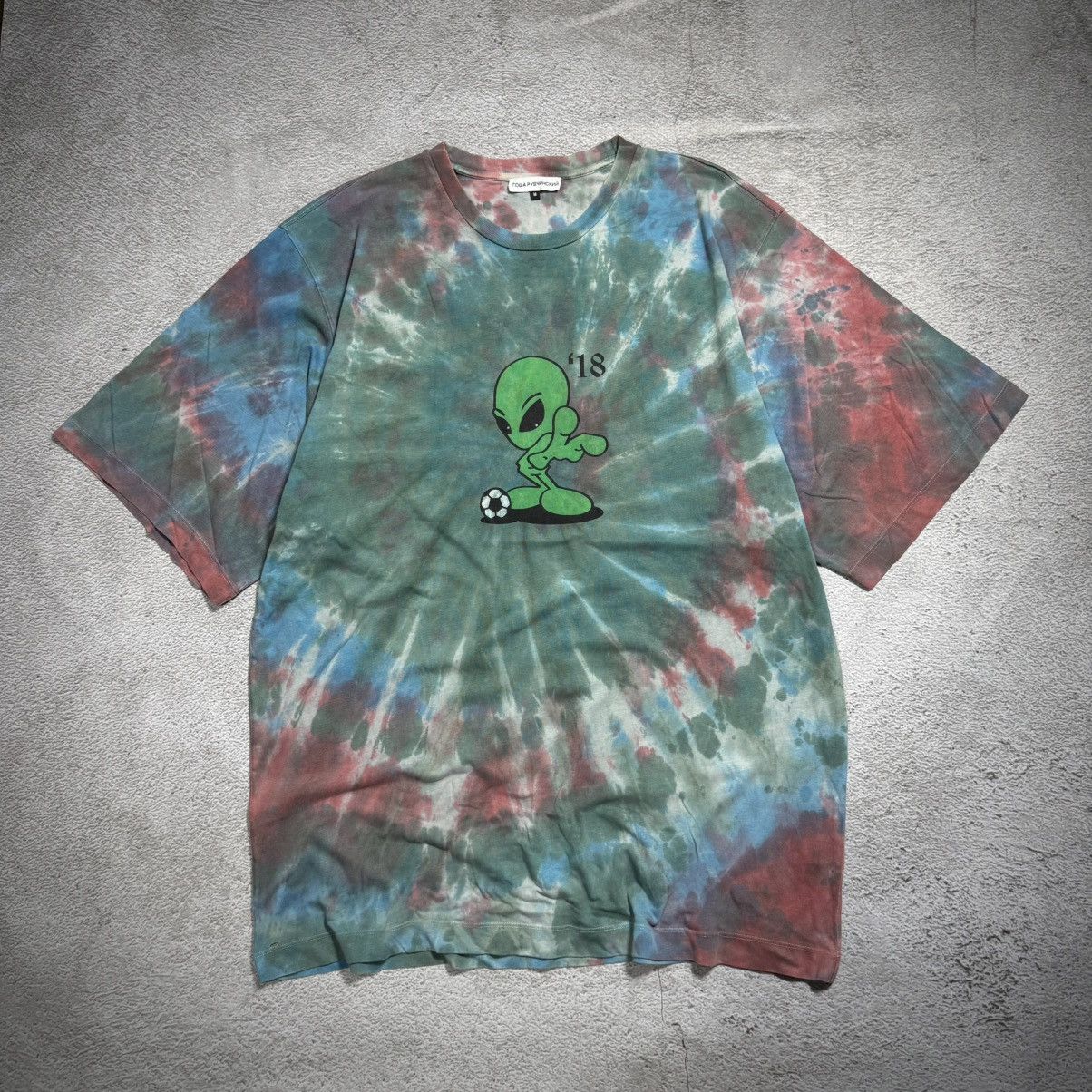 Gosha Rubchinskiy Tie-dye Alien '18 Soccer Oversized T-Shirt | Grailed