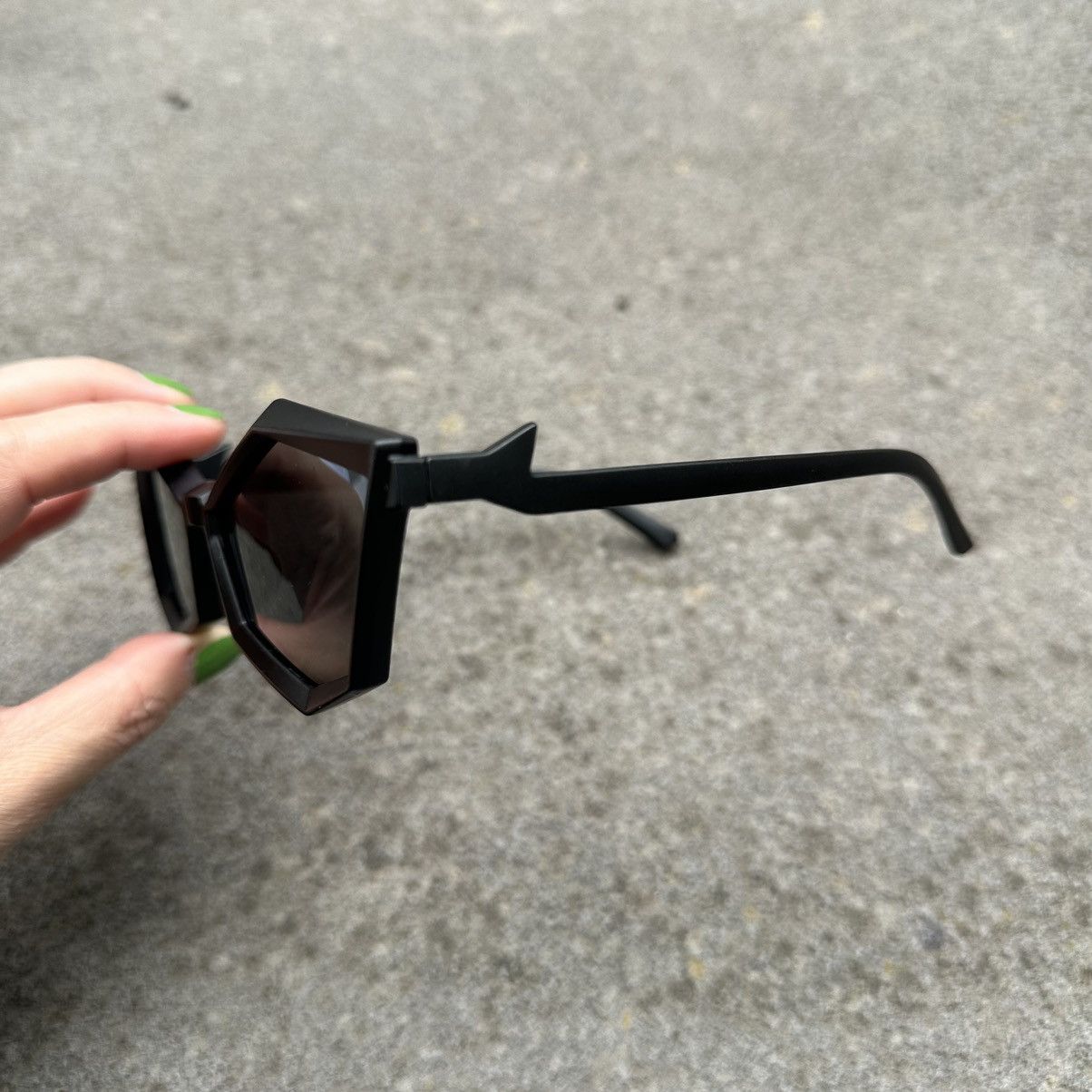 Other Y2K Unisex Sunglasses Retro Fashion Shades QB86070-01 Size ONE SIZE - 2 Thumbnail