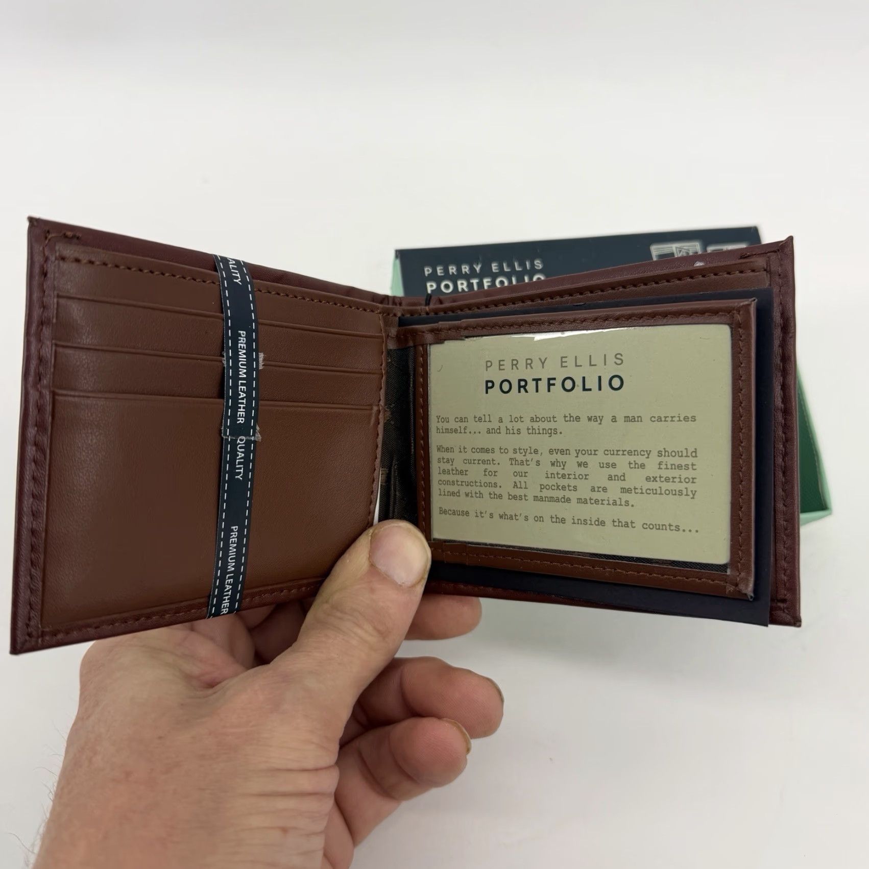 Perry Ellis Perry Ellis Portfolio Men's Passcase with Removable ID Wallet Tan Classic Bifold Wallet Mens Leather Credit Card Folding Designer Style Size ONE SIZE - 5 Thumbnail