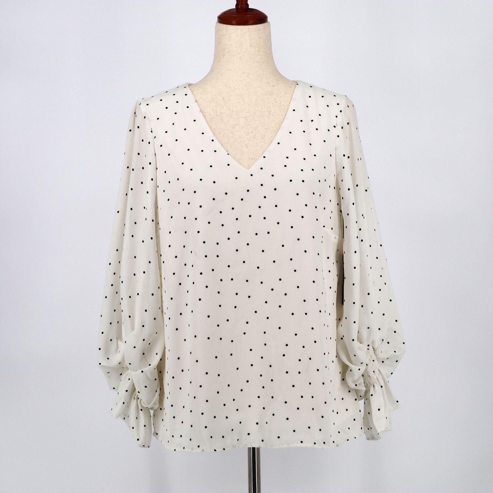 Vince Camuto Vince Camuto Women Dotted Smocked Cuff V-Neck Blouse Size S Size S / US 4 / IT 40 - 5 Thumbnail