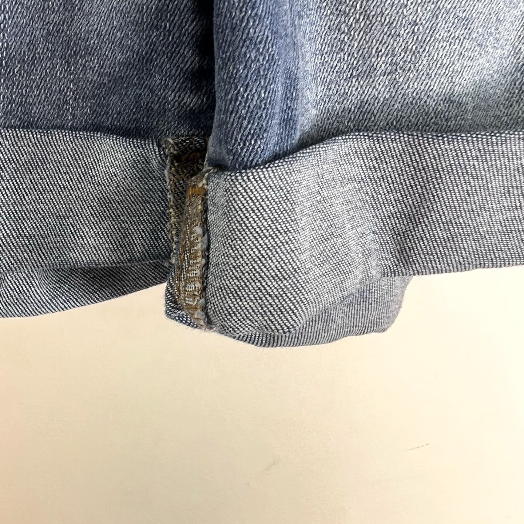 Juicy Couture Juicy Couture Denim Shorts Womens Size 8 Blue Cuffed 4-Inch Inseam Casual Activewear Size 30" / US 8 / IT 44 - 3 Thumbnail