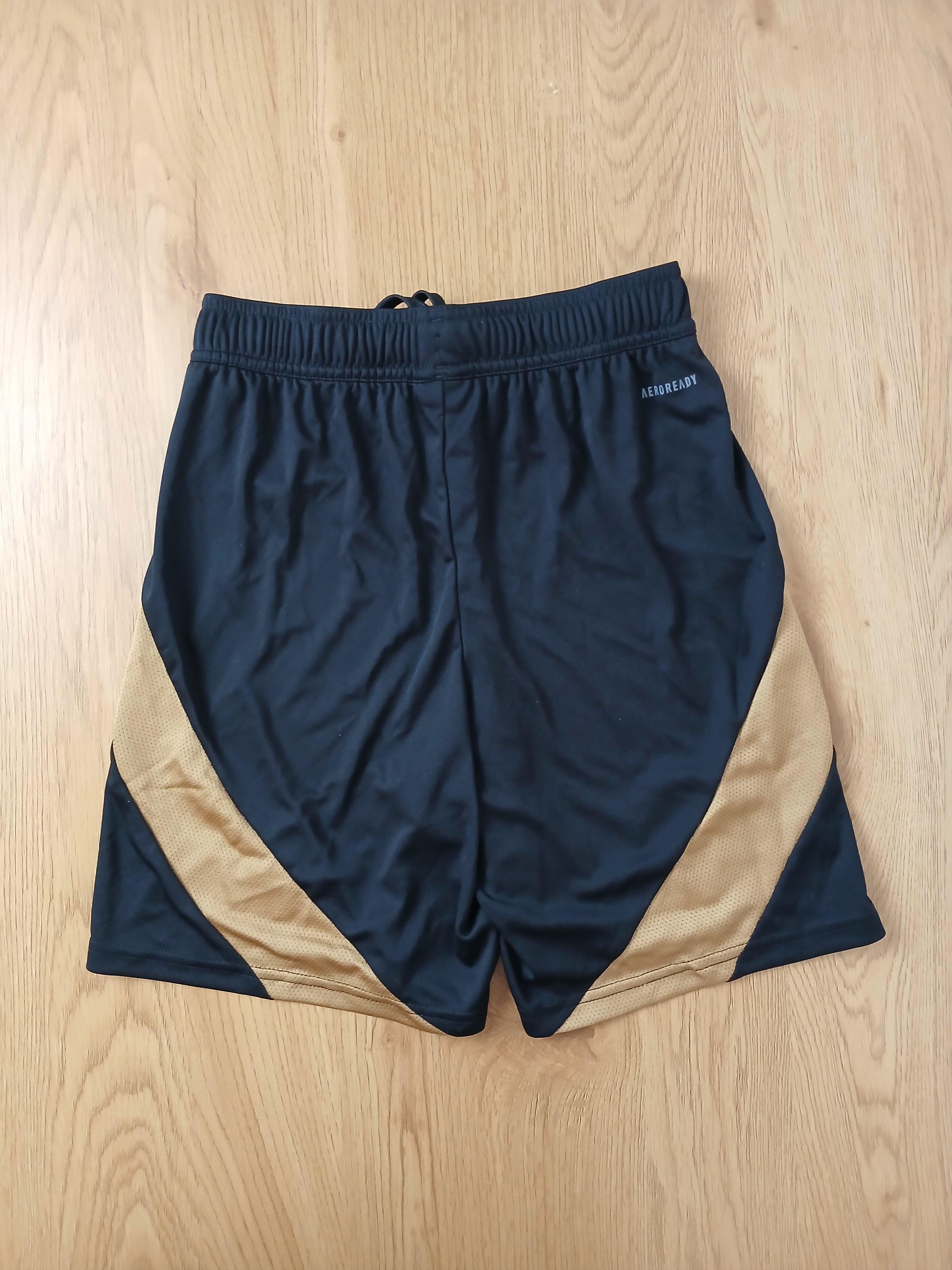 Adidas Belgium National Team Football Shorts size XS Size US 28 / EU 44 - 2 Thumbnail