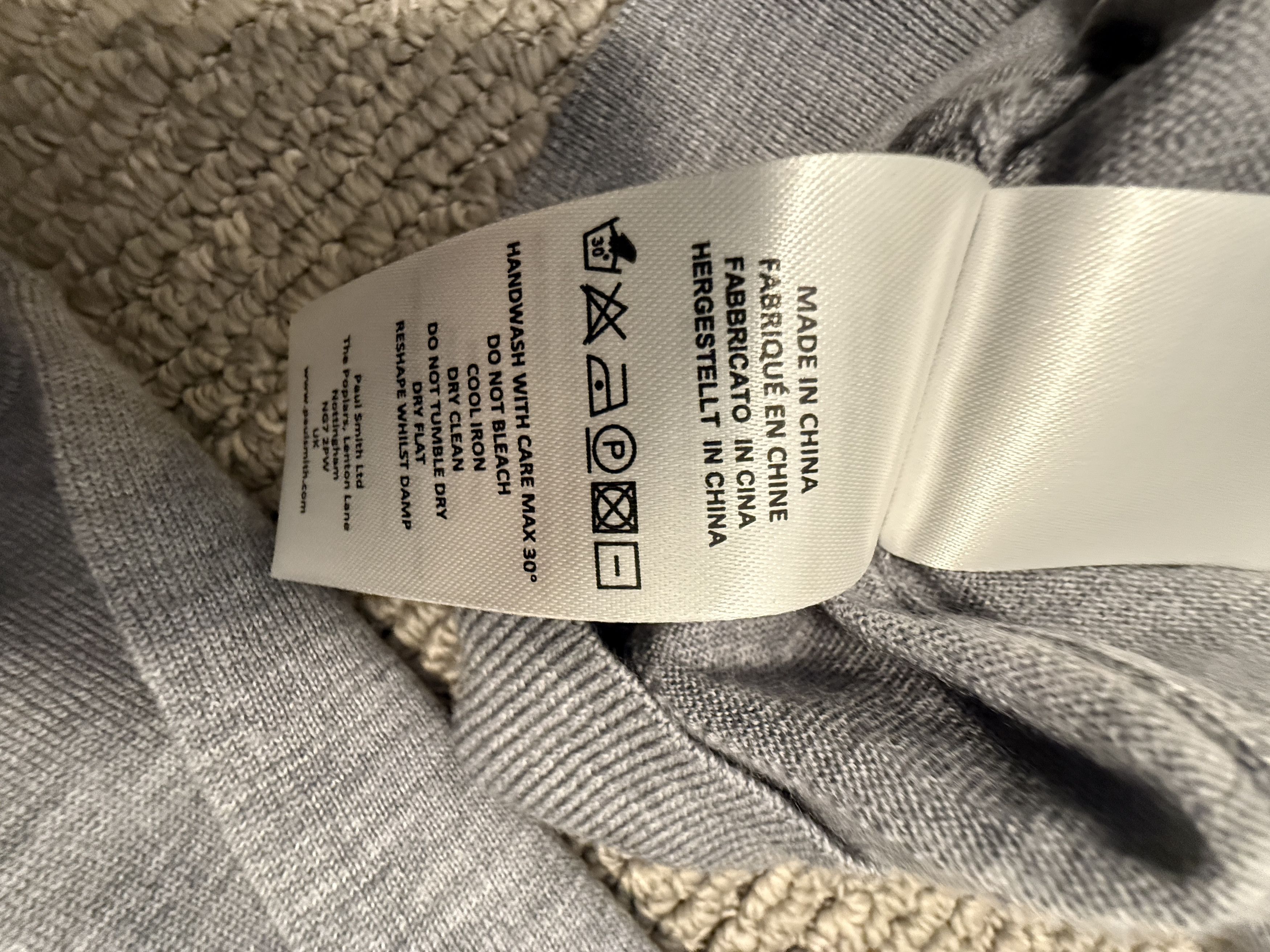 Paul Smith New Paul Smith 100% merino wool lighweight sweater Size US XL / EU 56 / 4 - 6 Thumbnail