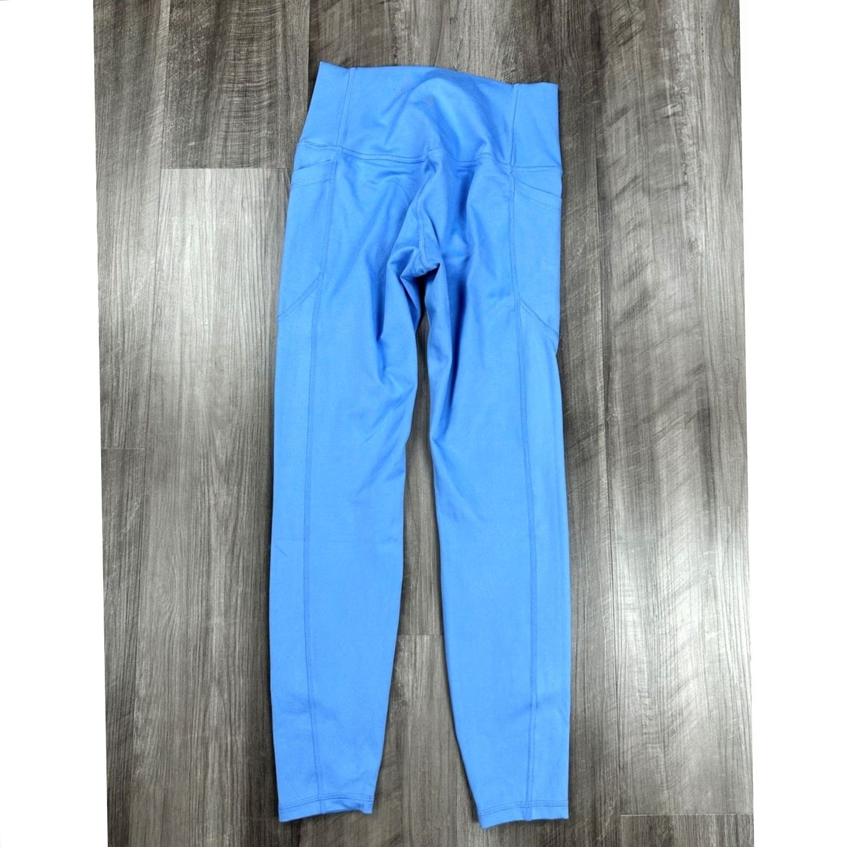 Vintage Gilly Hicks Light Blue Go Recharge High-Rise Pocket Leggings Women’s Medium Size 32" / US 10 / IT 46 - 4 Thumbnail