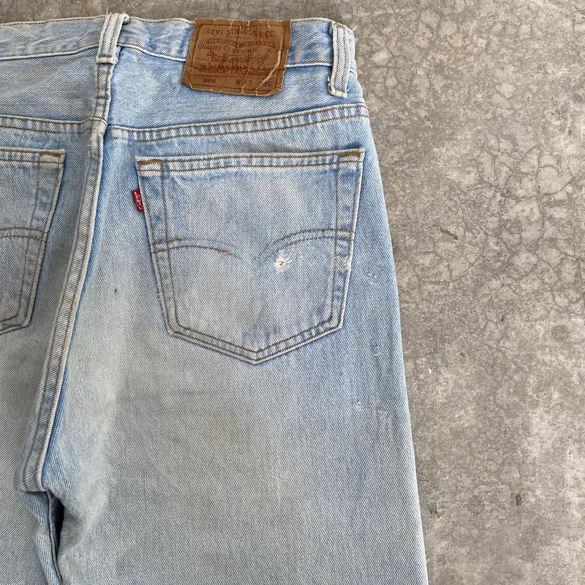 Levi's Vintage 1990 Levis 501 Light Blue Mud Jeans Size US 31 - 21 Thumbnail