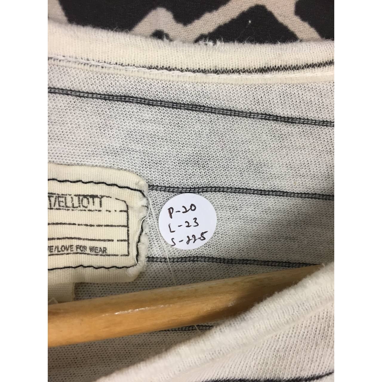 Current/Elliot Current/Elliott Minimalist Striped Long Sleeve Tee Size S / US 4 / IT 40 - 15 Thumbnail