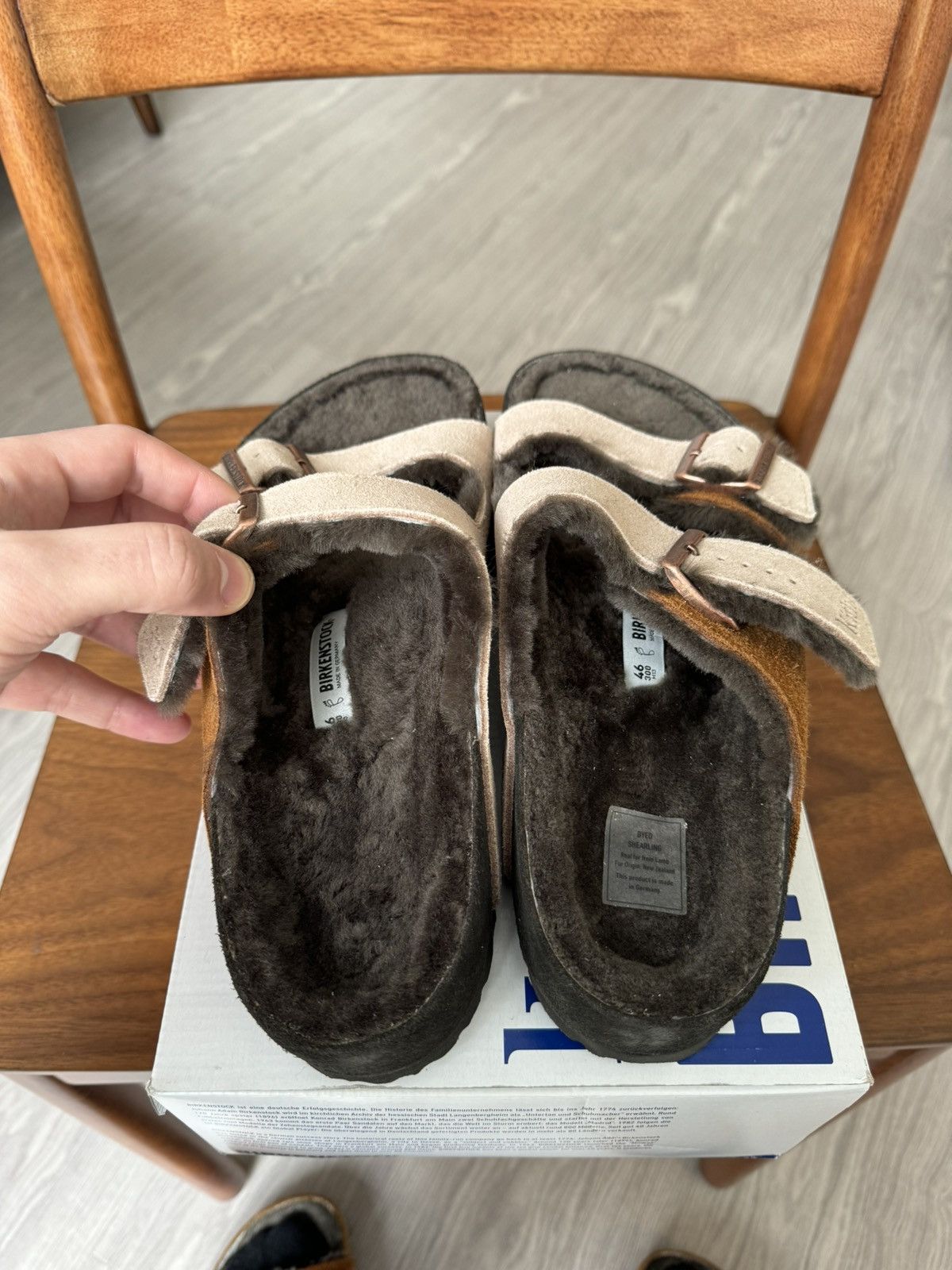 Birkenstock × Kith Kith x Birkenstock Arizona Shearling Mink Dark Brown (US 13) Size US 13 / EU 46 - 4 Thumbnail