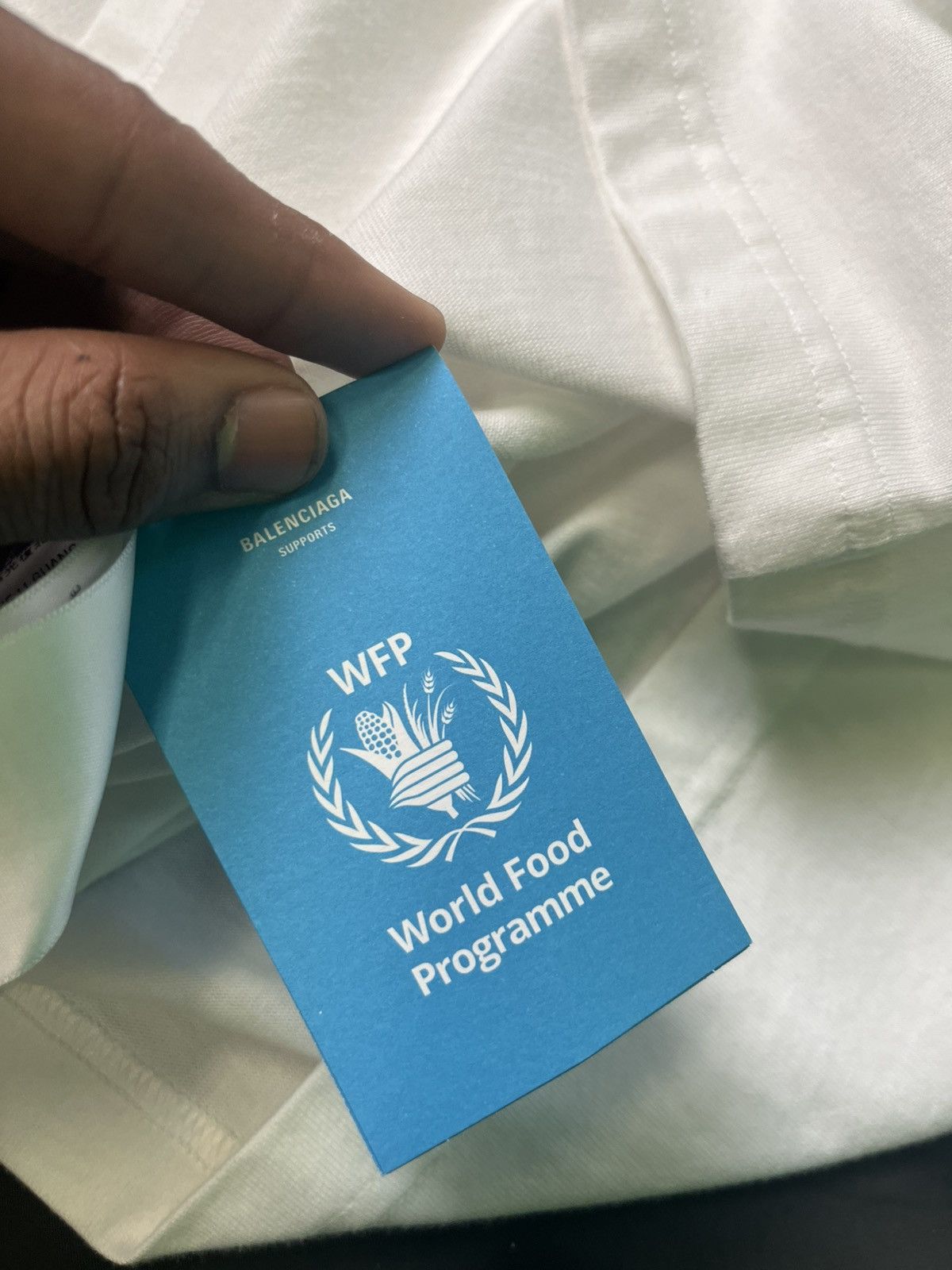 Balenciaga Balenciaga x World Food Programme White T-Shirt Size US XXL / EU 58 / 5 - 6 Thumbnail