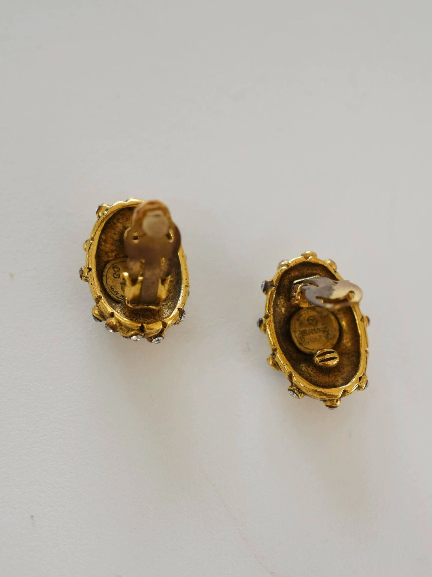 Chanel Chanel Vintage Gold-Plated Crystal Heavy Ear Clips (Rare) Size ONE SIZE - 4 Thumbnail