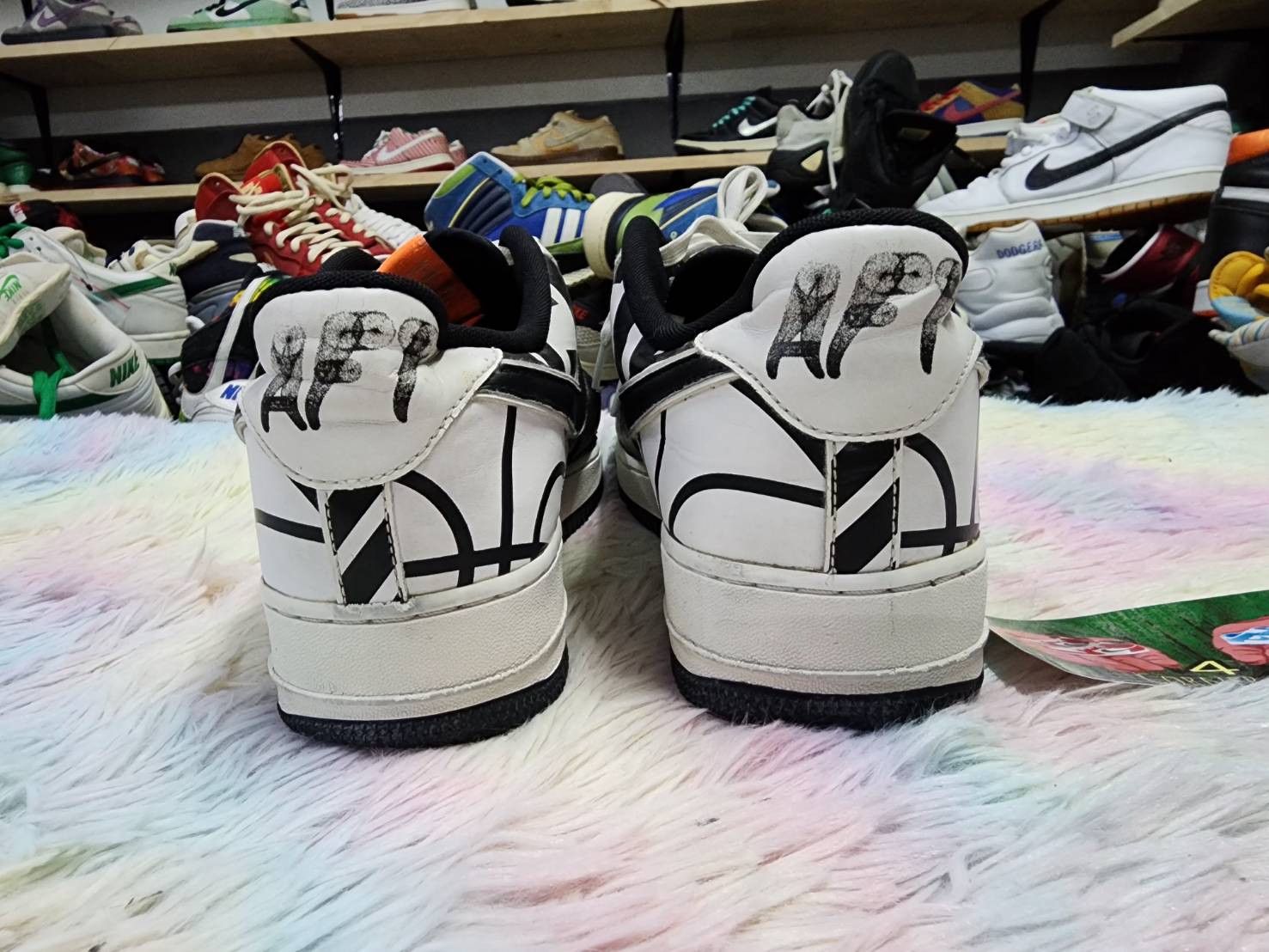 Nike Air Force 1 '07 LV8 Force Logo Size US 10.5 / EU 43-44 - 3 Thumbnail