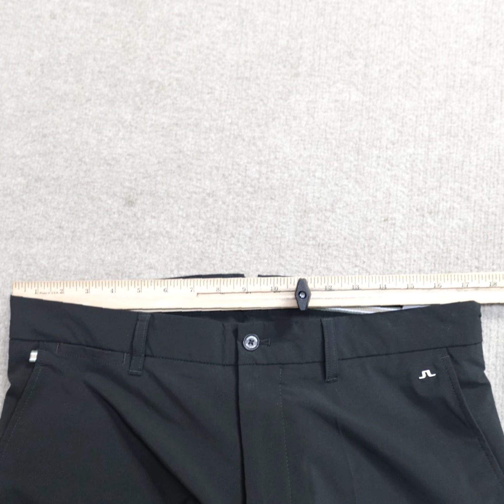 J.Lindeberg VINTAGE J.Lindeberg Pants 33 x 34 Black Men's Regular Flat Front Polyester Blend Chino Straight Inseam 34 USA 90s Mens Size US 33 - 7 Thumbnail