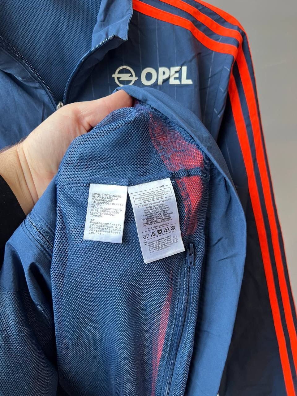 Adidas 2015 FEYENOORD TRAINING SOCCER FOOTBALL TRACK ZIP JACKET M Size US M / EU 48-50 / 2 - 11 Thumbnail