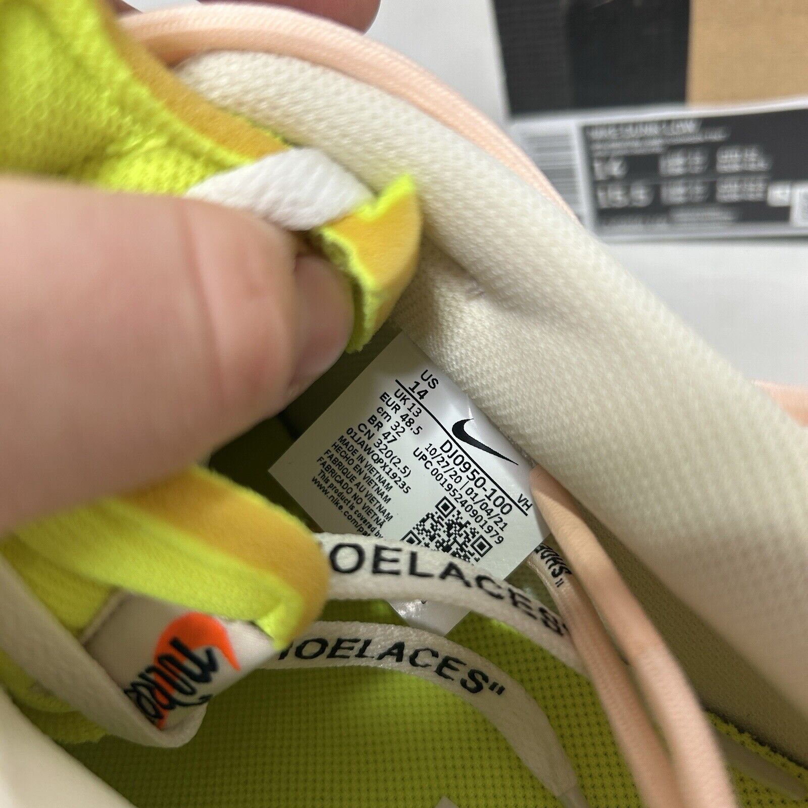 Nike Nike Off-White x Dunk Low “Lot 12 of 50” 2024 Size US 14 / EU 47 - 6 Thumbnail