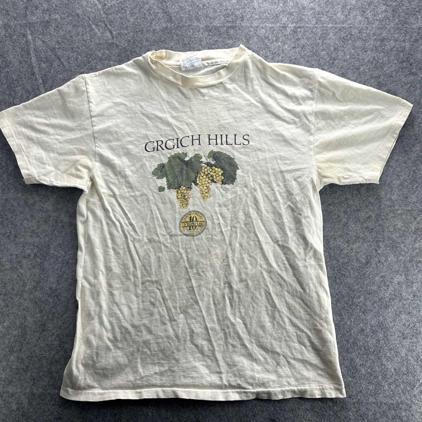 Hanes VINTAGE Hanes Grgich Hills T-Shirt Mens Large Beige Graphic Print 90s Anniversary Napa Valley Size US L / EU 52-54 / 3 - 2 Thumbnail
