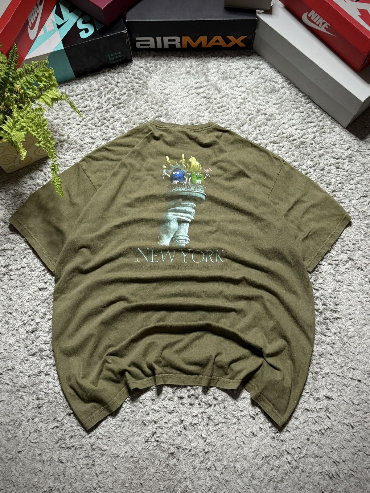 Jones New York 00s M&M’s x New York Rare T-Shirt Vintage Rare Streetwear Size US M / EU 48-50 / 2 - 2 Thumbnail