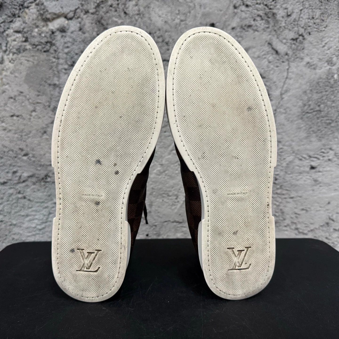 Louis Vuitton LV Monogram Canvas High-Top Sneakers US 6 Size US 6 / IT 36 - 7 Thumbnail