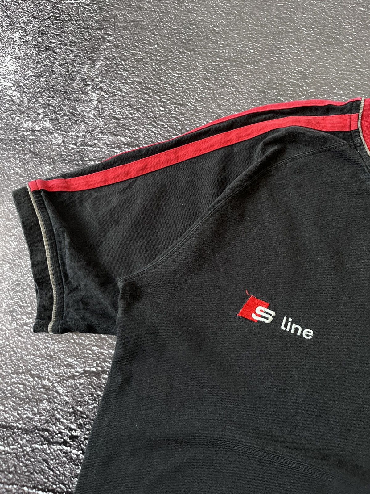 Vintage Vintage Y2K Audi S Line Embroidered Racing Tee T-Shirt Size US M / EU 48-50 / 2 - 2 Thumbnail