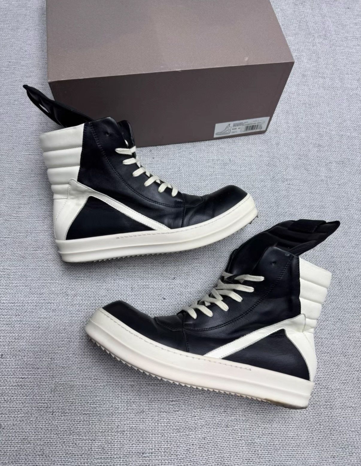 Rick Owens Rick Owens Main Line Reverse Triangle K37 Size US 9 / EU 42 - 1 Thumbnail