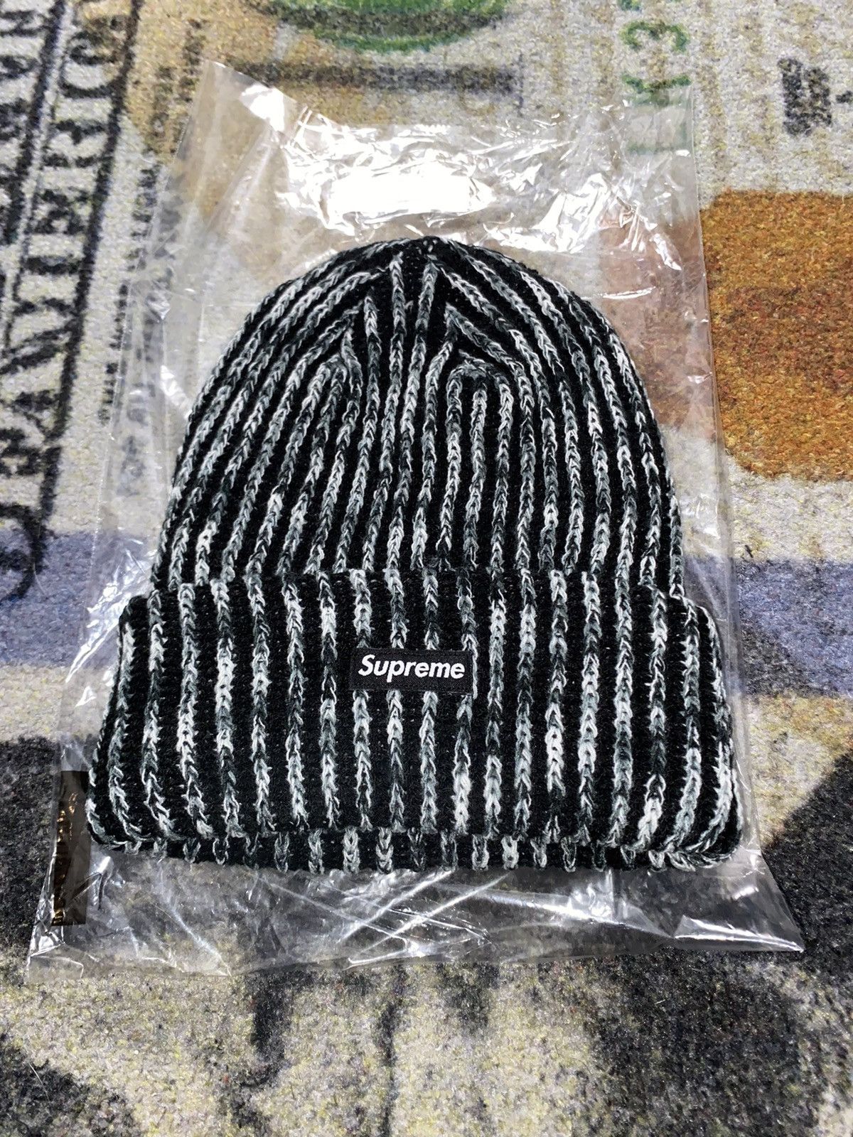 Supreme Rainbow Loose Gauge Beanie Black