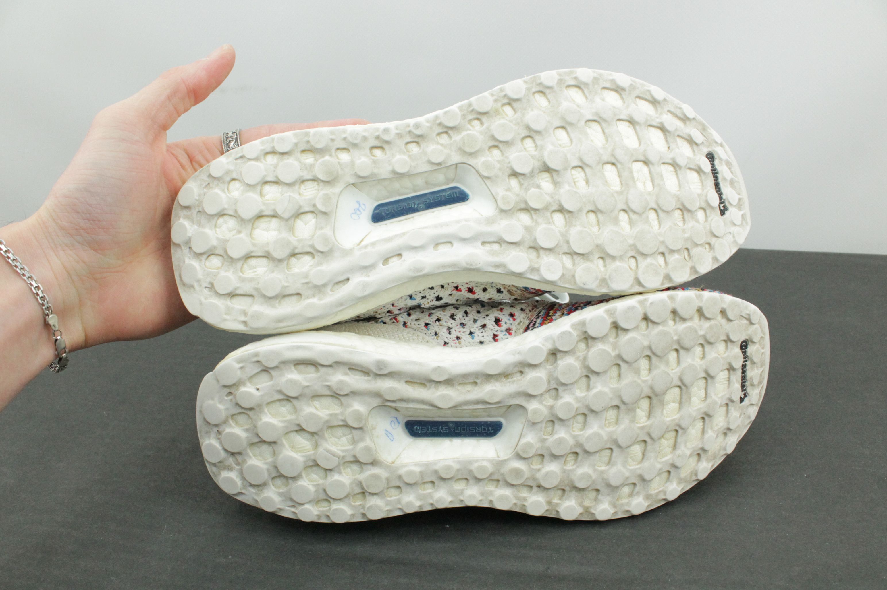 Adidas × Missoni Adidas UltraBoost Clima Missoni Multicolor D97771 Size US 7 / EU 40 - 6 Thumbnail